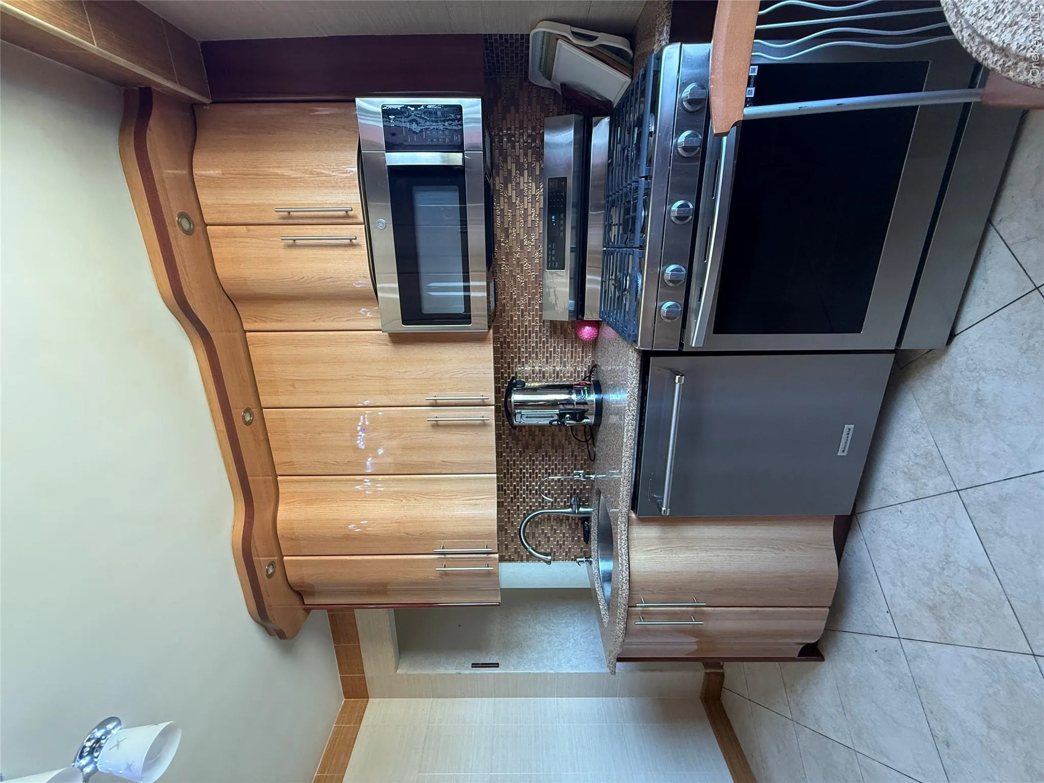 61-20 Grand Central Parkway, New York, NY, 3 Bedrooms Bedrooms, 6 Rooms Rooms,2 BathroomsBathrooms,Residential,For Rent,Grand Central,0,1043591 61-20 Grand Central Parkway, New York, NY, 3 Bedrooms Bedrooms, 6 Rooms Rooms,2 BathroomsBathrooms,Residential,For Rent,Grand Central,0,1043591
