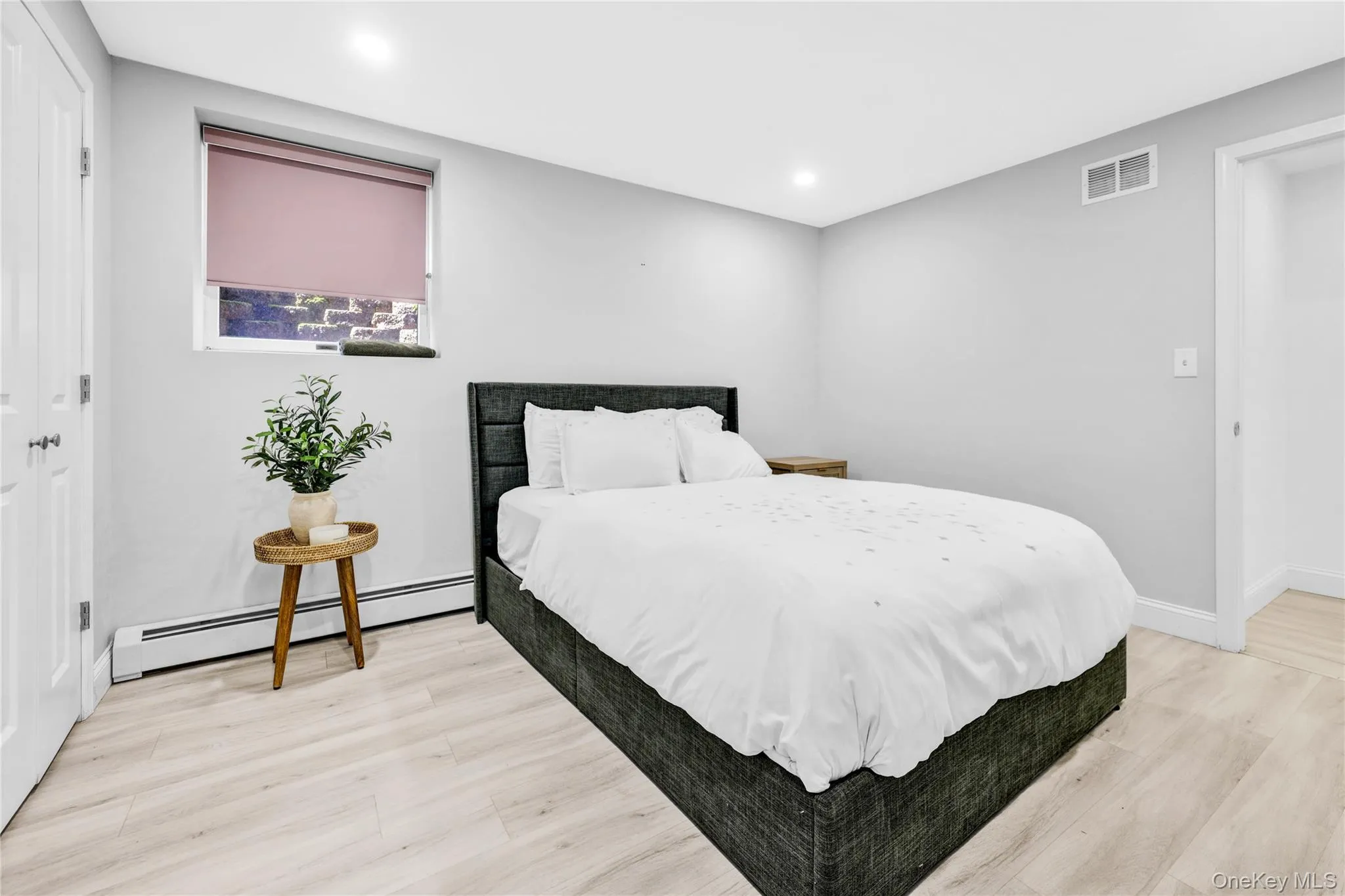 169 Pascack Road, Clarkstown, NY, 6 Bedrooms Bedrooms, 12 Rooms Rooms,3 BathroomsBathrooms,Residential,For Rent,Pascack,0,1043592 169 Pascack Road, Clarkstown, NY, 6 Bedrooms Bedrooms, 12 Rooms Rooms,3 BathroomsBathrooms,Residential,For Rent,Pascack,0,1043592