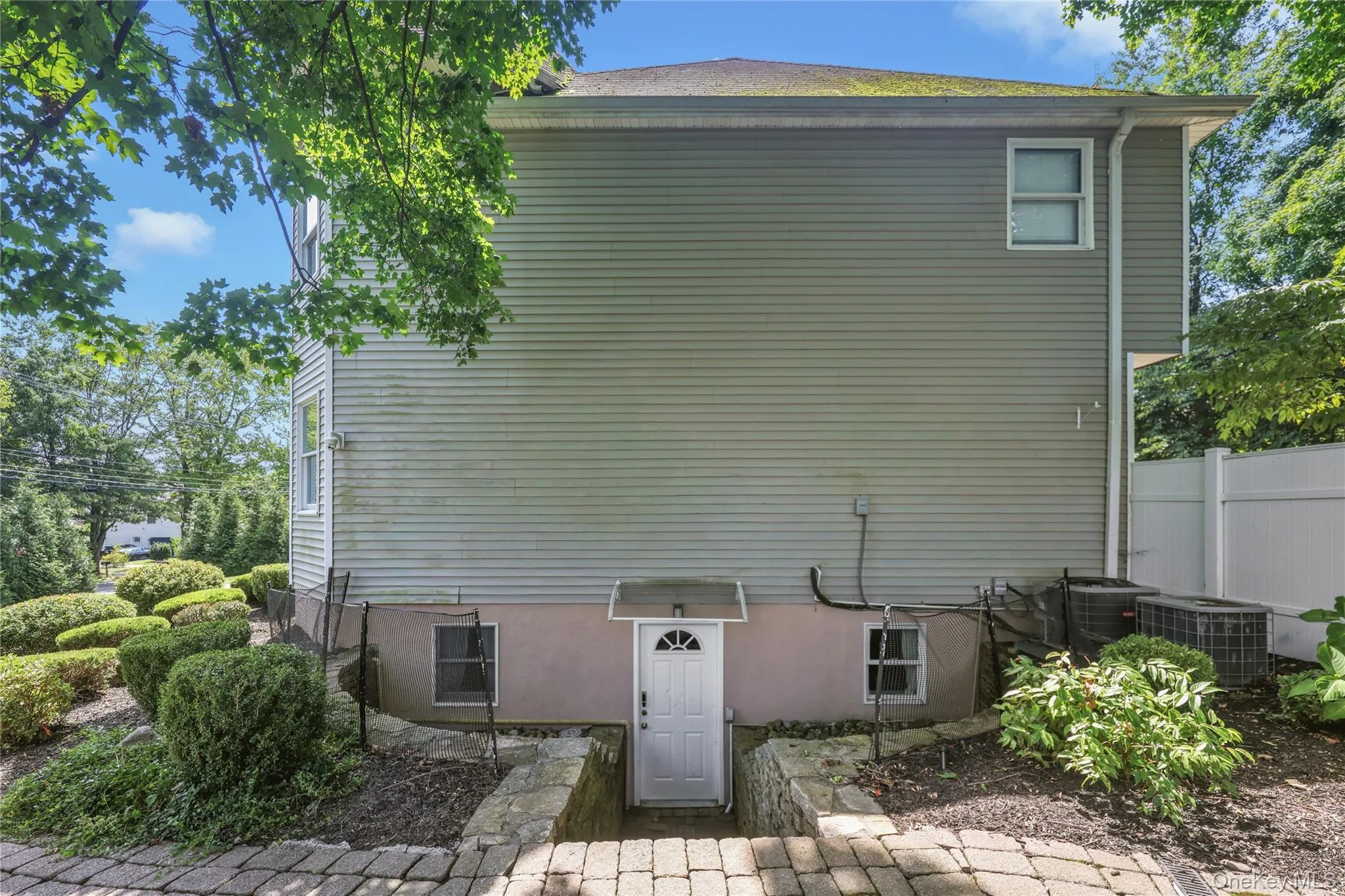 169 Pascack Road, Clarkstown, NY, 6 Bedrooms Bedrooms, 12 Rooms Rooms,3 BathroomsBathrooms,Residential,For Rent,Pascack,0,1043592 169 Pascack Road, Clarkstown, NY, 6 Bedrooms Bedrooms, 12 Rooms Rooms,3 BathroomsBathrooms,Residential,For Rent,Pascack,0,1043592