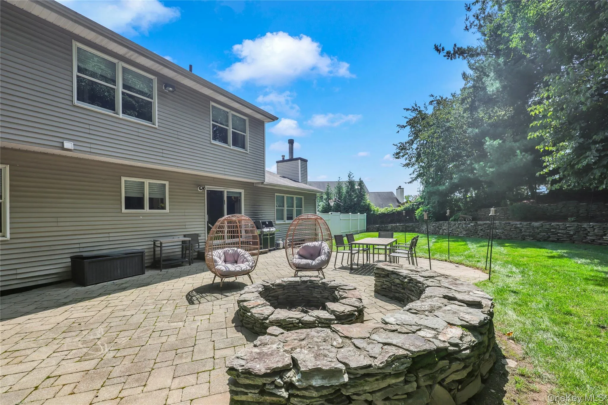 169 Pascack Road, Clarkstown, NY, 6 Bedrooms Bedrooms, 12 Rooms Rooms,3 BathroomsBathrooms,Residential,For Rent,Pascack,0,1043592 169 Pascack Road, Clarkstown, NY, 6 Bedrooms Bedrooms, 12 Rooms Rooms,3 BathroomsBathrooms,Residential,For Rent,Pascack,0,1043592
