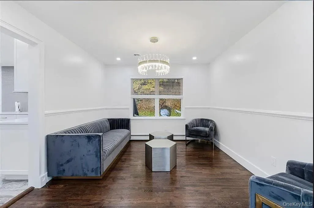 169 Pascack Road, Clarkstown, NY, 6 Bedrooms Bedrooms, 12 Rooms Rooms,3 BathroomsBathrooms,Residential,For Rent,Pascack,0,1043592 169 Pascack Road, Clarkstown, NY, 6 Bedrooms Bedrooms, 12 Rooms Rooms,3 BathroomsBathrooms,Residential,For Rent,Pascack,0,1043592