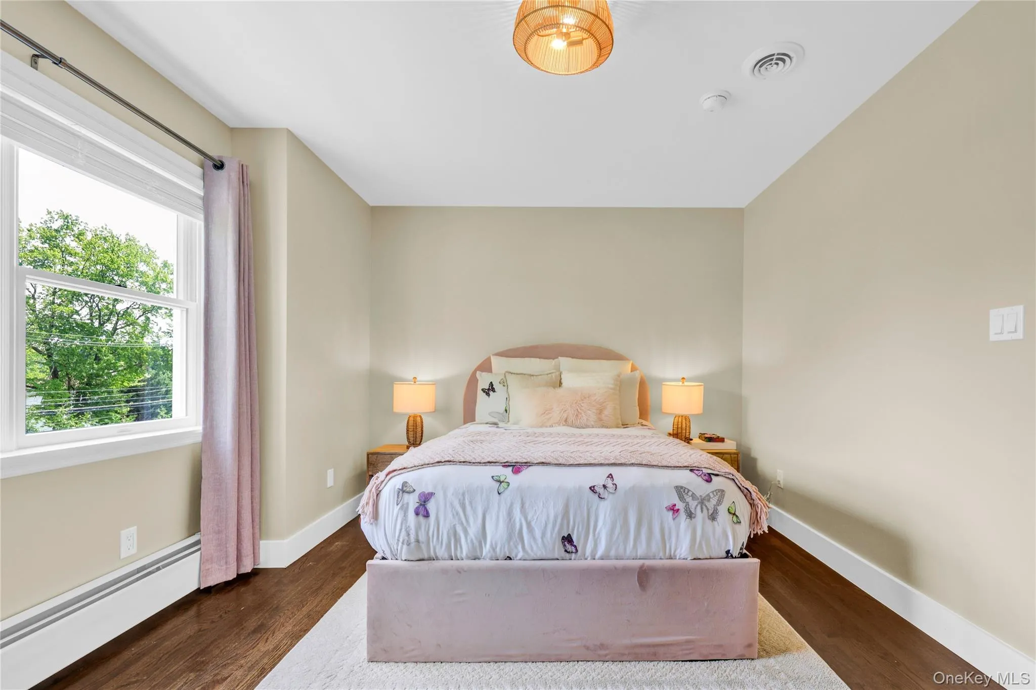 169 Pascack Road, Clarkstown, NY, 6 Bedrooms Bedrooms, 12 Rooms Rooms,3 BathroomsBathrooms,Residential,For Rent,Pascack,0,1043592 169 Pascack Road, Clarkstown, NY, 6 Bedrooms Bedrooms, 12 Rooms Rooms,3 BathroomsBathrooms,Residential,For Rent,Pascack,0,1043592