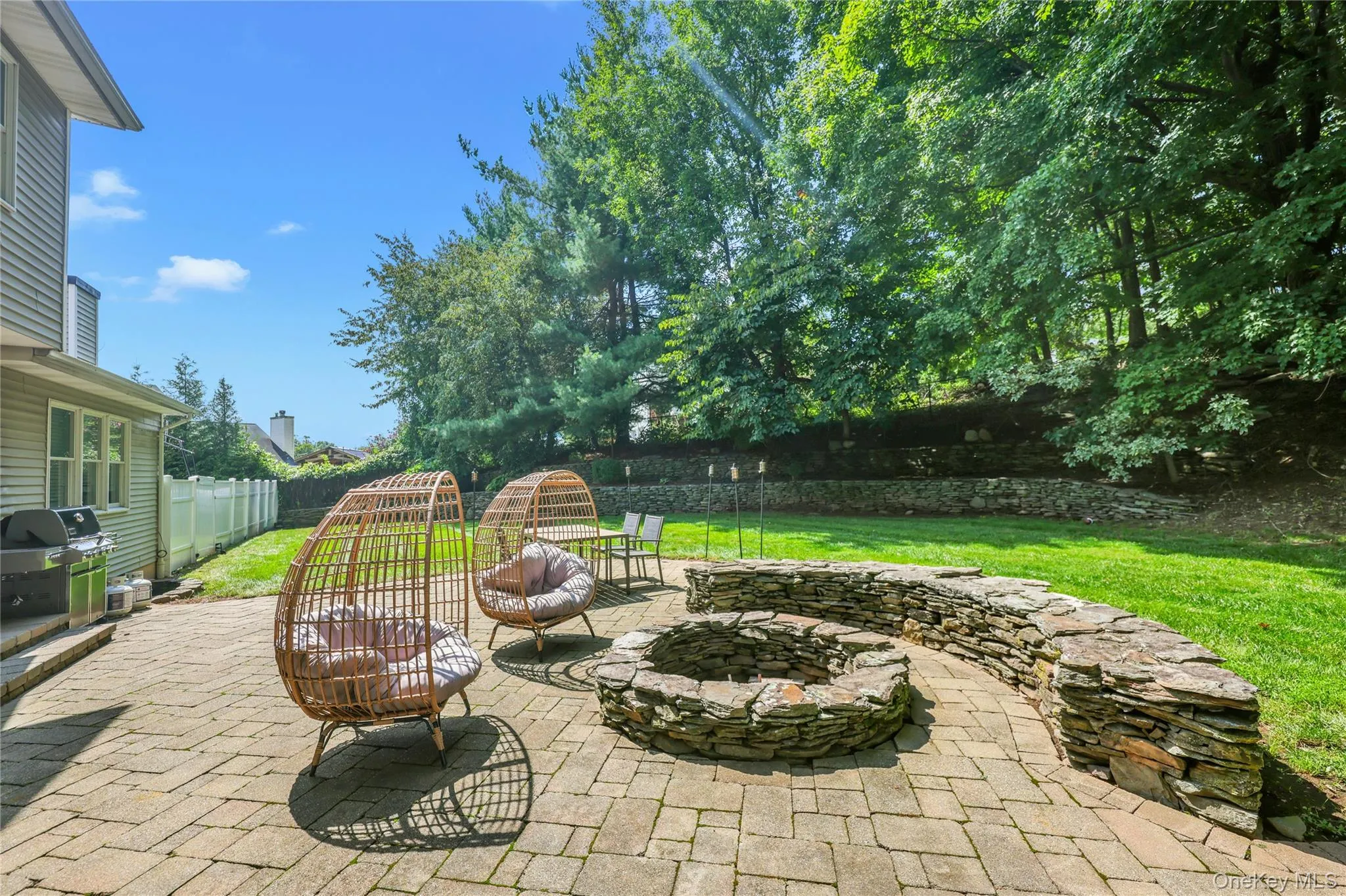 169 Pascack Road, Clarkstown, NY, 6 Bedrooms Bedrooms, 12 Rooms Rooms,3 BathroomsBathrooms,Residential,For Rent,Pascack,0,1043592 169 Pascack Road, Clarkstown, NY, 6 Bedrooms Bedrooms, 12 Rooms Rooms,3 BathroomsBathrooms,Residential,For Rent,Pascack,0,1043592