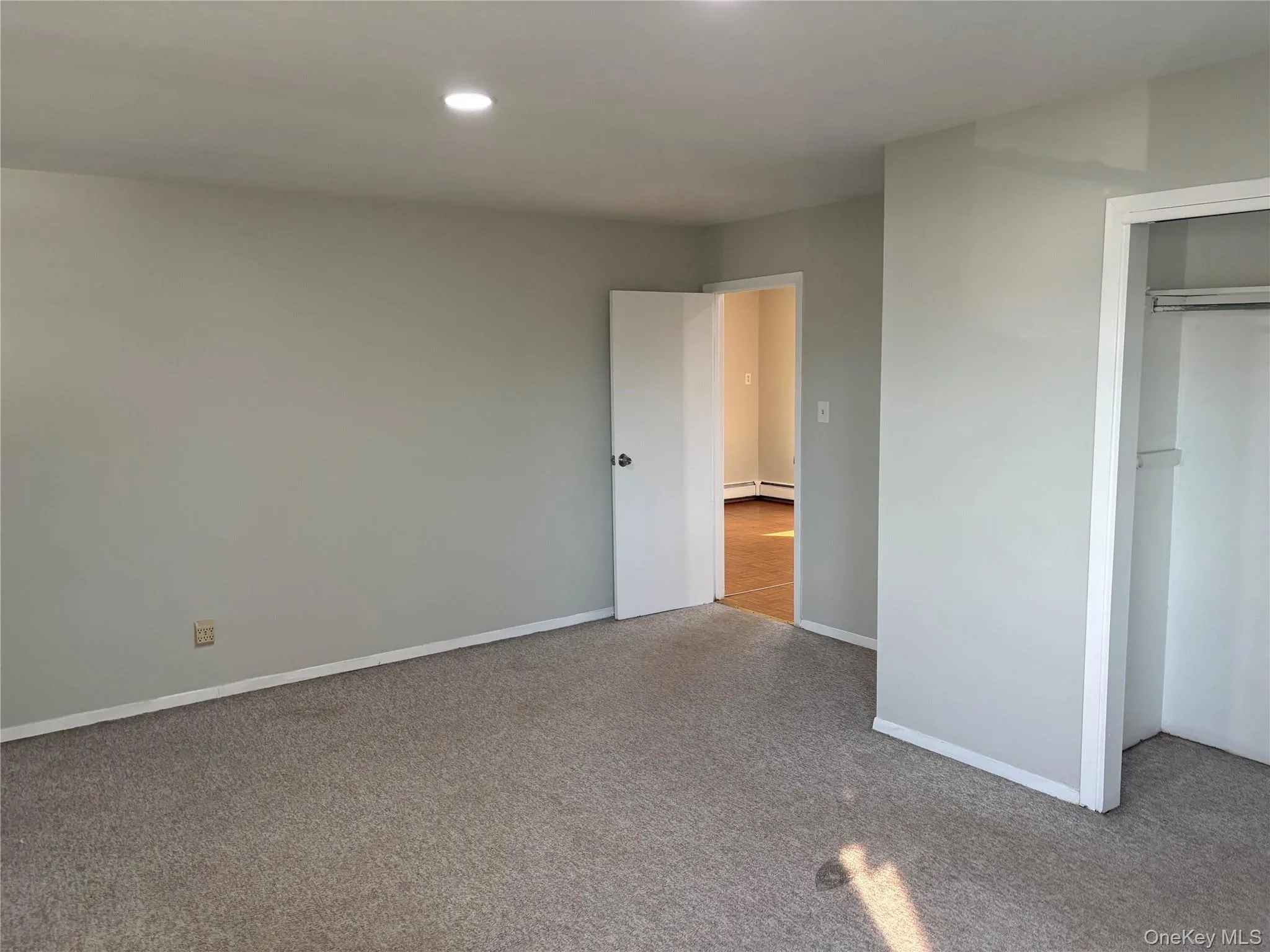 1975 Lenox Avenue, Hempstead, NY, 5 Bedrooms Bedrooms, 8 Rooms Rooms,3 BathroomsBathrooms,Residential,For Rent,Lenox,0,1043594 1975 Lenox Avenue, Hempstead, NY, 5 Bedrooms Bedrooms, 8 Rooms Rooms,3 BathroomsBathrooms,Residential,For Rent,Lenox,0,1043594