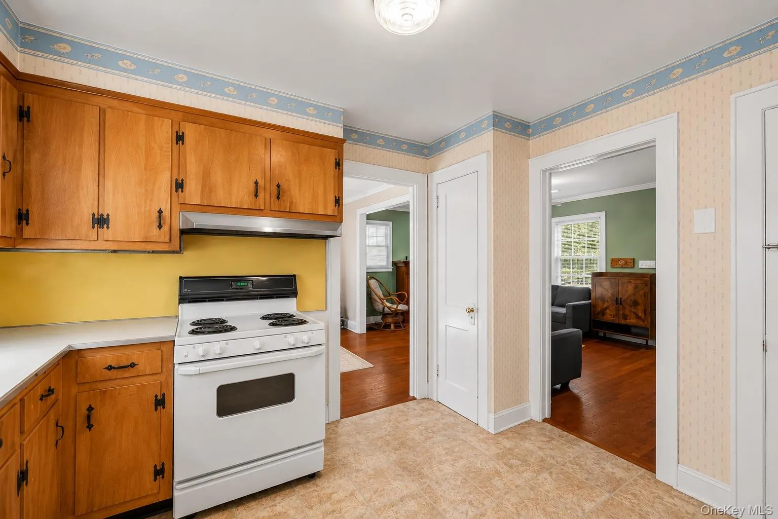 13 Washington Circle, Ramapo, NY, 2 Bedrooms Bedrooms, 6 Rooms Rooms,1 BathroomBathrooms,Residential,For Rent,Washington,0,1043597 13 Washington Circle, Ramapo, NY, 2 Bedrooms Bedrooms, 6 Rooms Rooms,1 BathroomBathrooms,Residential,For Rent,Washington,0,1043597