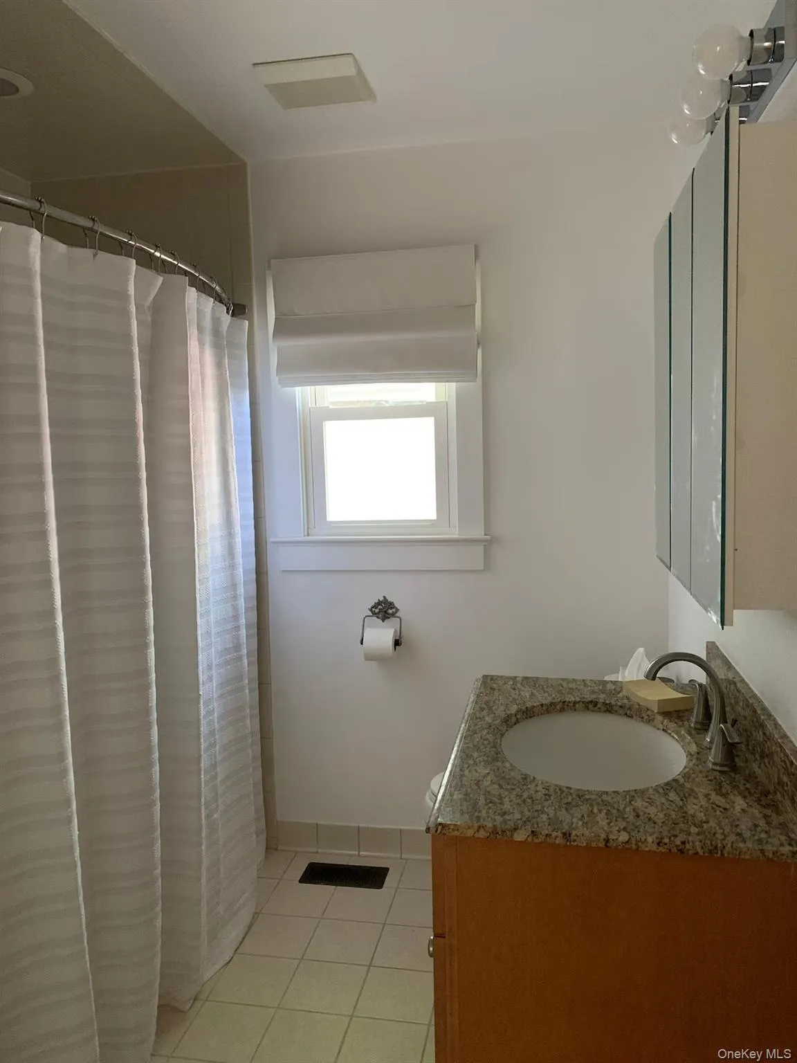 1240 West Road, Southold, NY, 3 Bedrooms Bedrooms, 7 Rooms Rooms,1 BathroomBathrooms,Residential Lease,For Rent,West,0,1043599 1240 West Road, Southold, NY, 3 Bedrooms Bedrooms, 7 Rooms Rooms,1 BathroomBathrooms,Residential Lease,For Rent,West,0,1043599