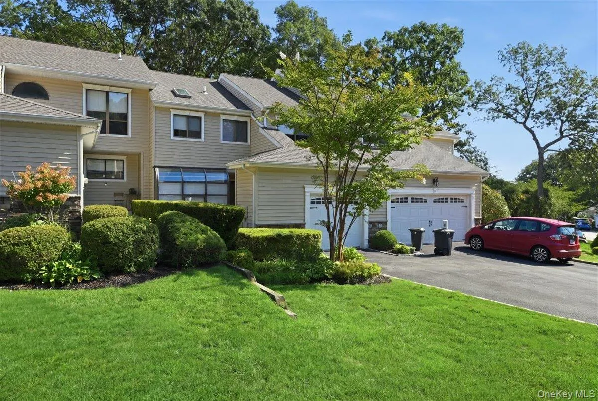 49 Villas Circle, Huntington, NY, 3 Bedrooms Bedrooms, 6 Rooms Rooms,2 BathroomsBathrooms,Residential,For Rent,Villas,0,1043602 49 Villas Circle, Huntington, NY, 3 Bedrooms Bedrooms, 6 Rooms Rooms,2 BathroomsBathrooms,Residential,For Rent,Villas,0,1043602