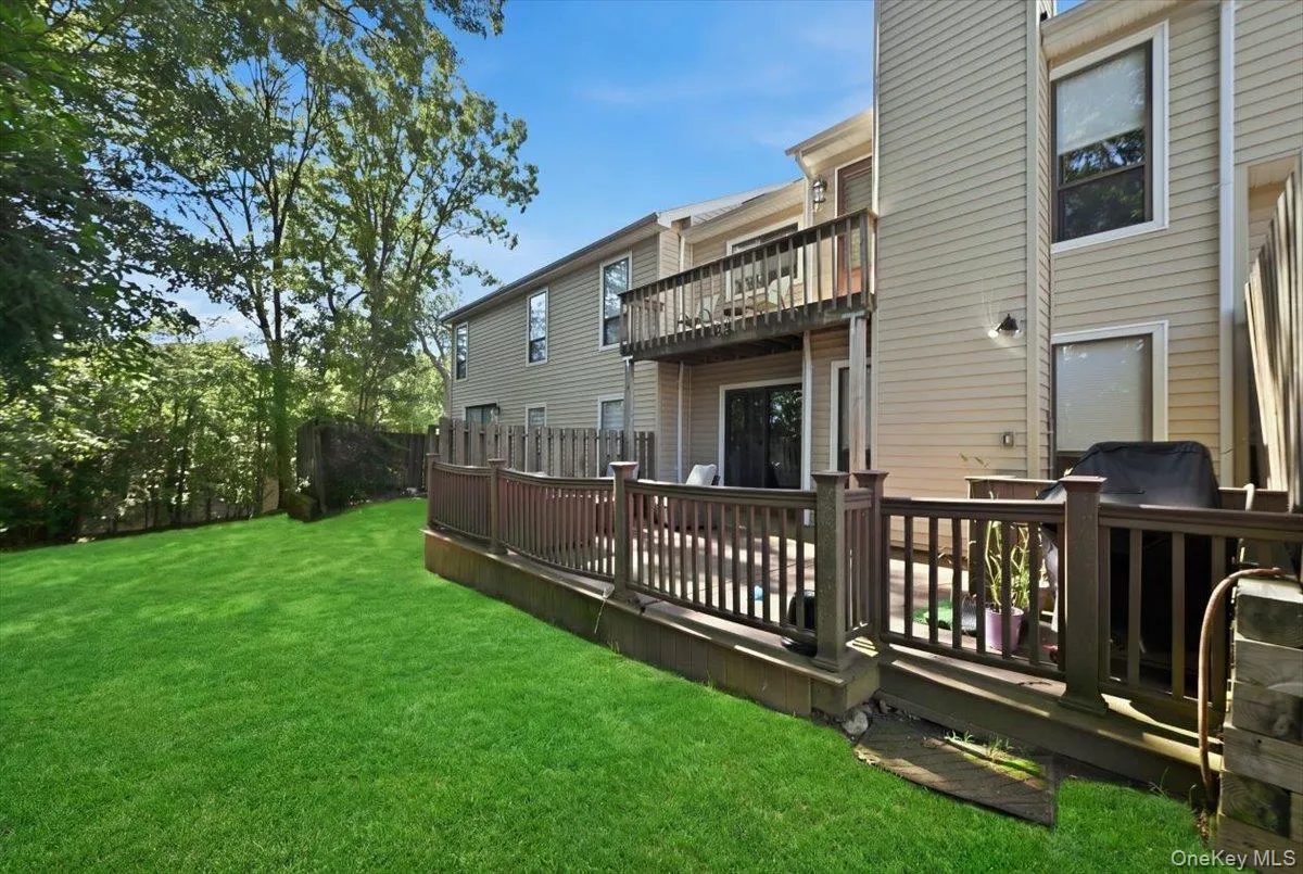 49 Villas Circle, Huntington, NY, 3 Bedrooms Bedrooms, 6 Rooms Rooms,2 BathroomsBathrooms,Residential,For Rent,Villas,0,1043602 49 Villas Circle, Huntington, NY, 3 Bedrooms Bedrooms, 6 Rooms Rooms,2 BathroomsBathrooms,Residential,For Rent,Villas,0,1043602