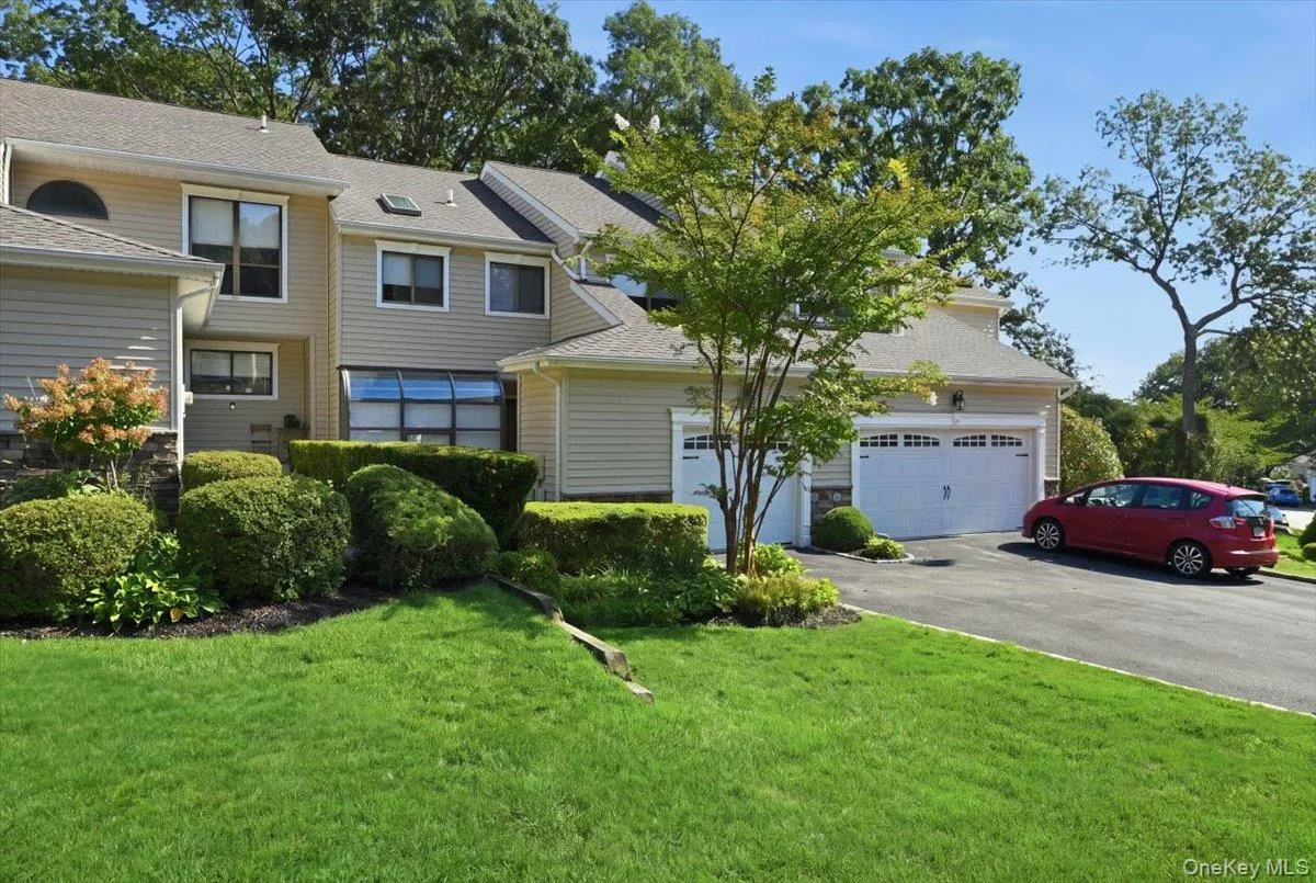 49 Villas Circle, Huntington, NY, 3 Bedrooms Bedrooms, 6 Rooms Rooms,2 BathroomsBathrooms,Residential,For Rent,Villas,0,1043602 49 Villas Circle, Huntington, NY, 3 Bedrooms Bedrooms, 6 Rooms Rooms,2 BathroomsBathrooms,Residential,For Rent,Villas,0,1043602