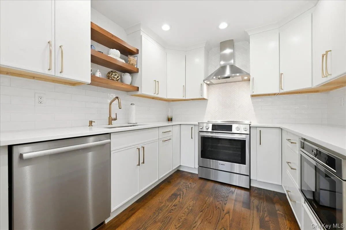 49 Villas Circle, Huntington, NY, 3 Bedrooms Bedrooms, 6 Rooms Rooms,2 BathroomsBathrooms,Residential,For Rent,Villas,0,1043602 49 Villas Circle, Huntington, NY, 3 Bedrooms Bedrooms, 6 Rooms Rooms,2 BathroomsBathrooms,Residential,For Rent,Villas,0,1043602