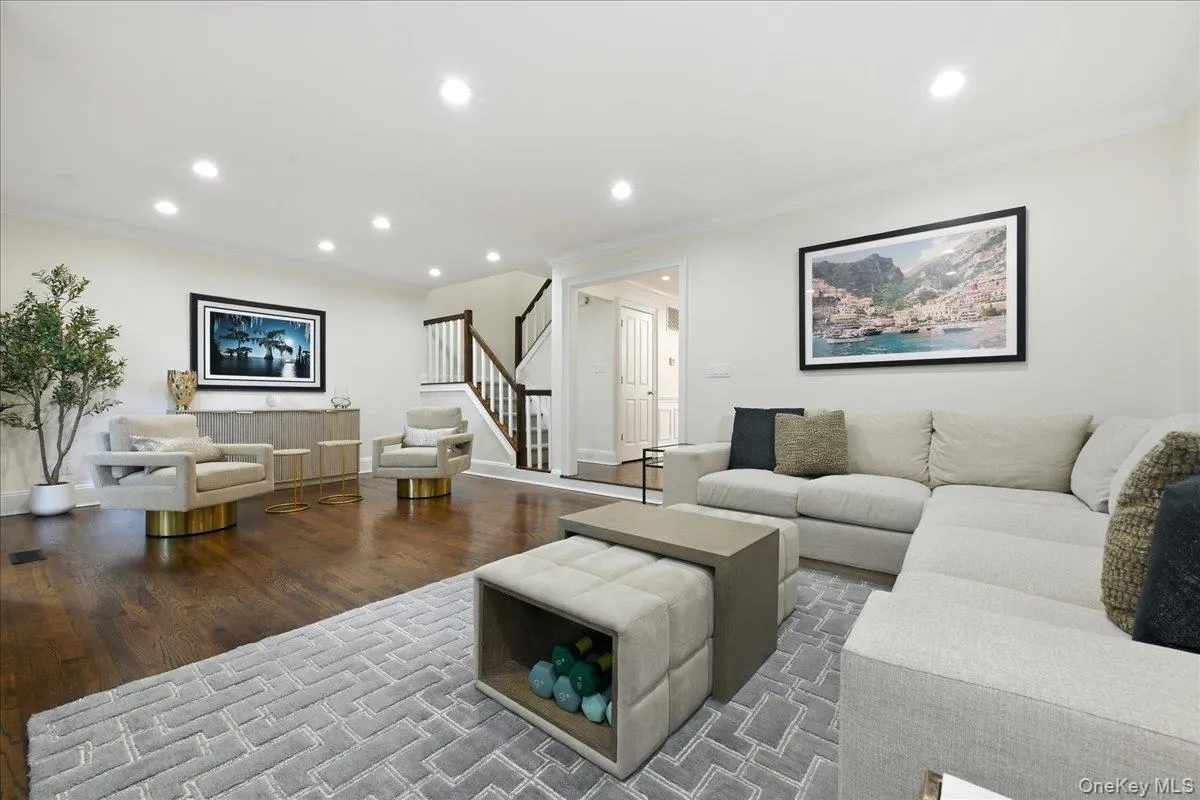 49 Villas Circle, Huntington, NY, 3 Bedrooms Bedrooms, 6 Rooms Rooms,2 BathroomsBathrooms,Residential,For Rent,Villas,0,1043602 49 Villas Circle, Huntington, NY, 3 Bedrooms Bedrooms, 6 Rooms Rooms,2 BathroomsBathrooms,Residential,For Rent,Villas,0,1043602