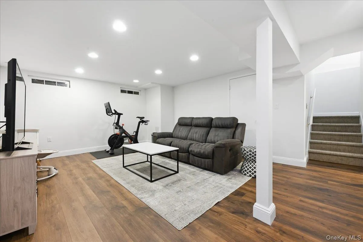 49 Villas Circle, Huntington, NY, 3 Bedrooms Bedrooms, 6 Rooms Rooms,2 BathroomsBathrooms,Residential,For Rent,Villas,0,1043602 49 Villas Circle, Huntington, NY, 3 Bedrooms Bedrooms, 6 Rooms Rooms,2 BathroomsBathrooms,Residential,For Rent,Villas,0,1043602