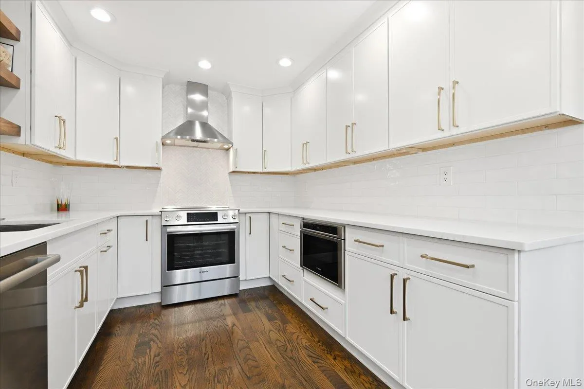 49 Villas Circle, Huntington, NY, 3 Bedrooms Bedrooms, 6 Rooms Rooms,2 BathroomsBathrooms,Residential,For Rent,Villas,0,1043602 49 Villas Circle, Huntington, NY, 3 Bedrooms Bedrooms, 6 Rooms Rooms,2 BathroomsBathrooms,Residential,For Rent,Villas,0,1043602