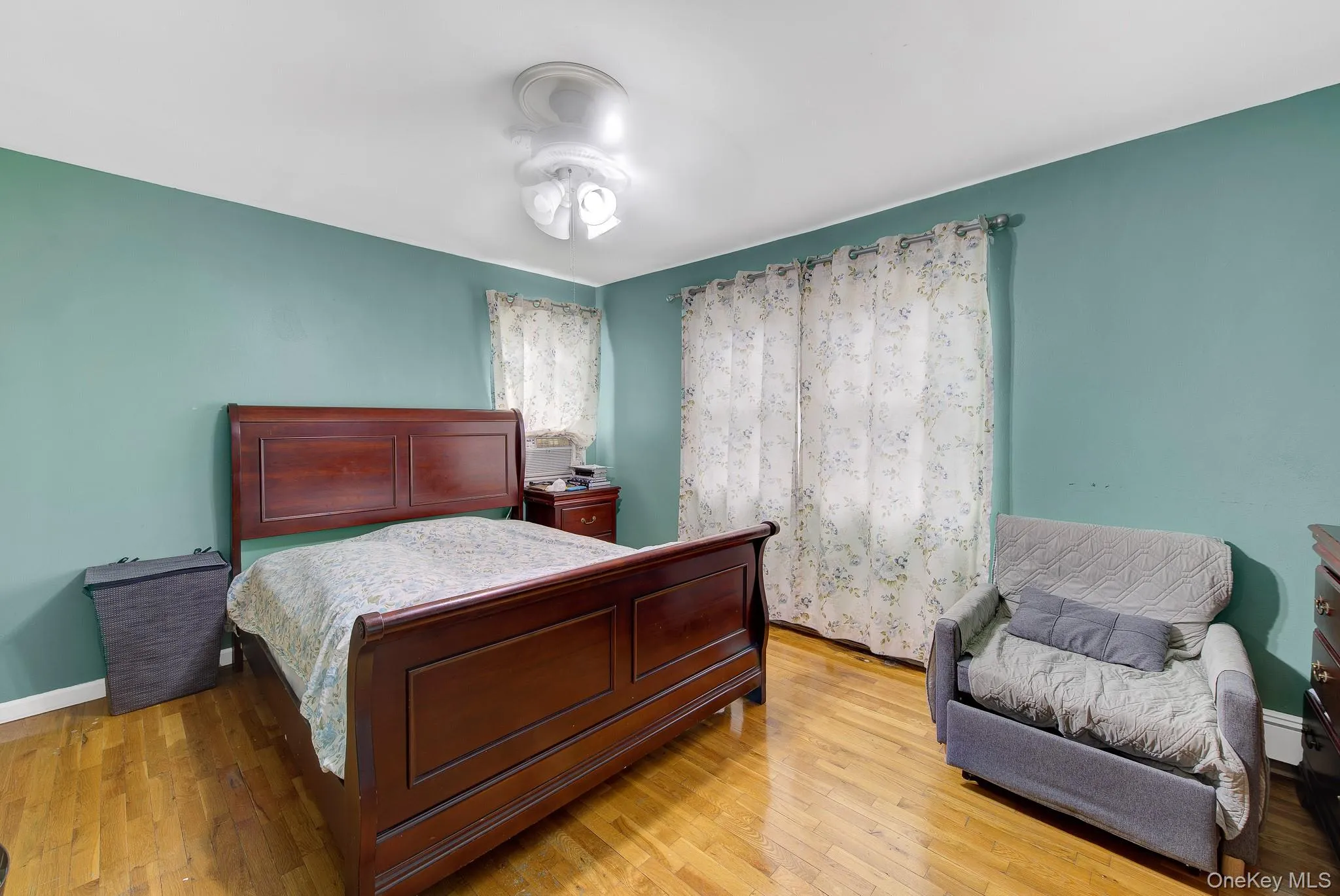 2488 1st Avenue, Hempstead, NY, 4 Bedrooms Bedrooms, 7 Rooms Rooms,2 BathroomsBathrooms,Residential,For Rent,1st,0,1043603 2488 1st Avenue, Hempstead, NY, 4 Bedrooms Bedrooms, 7 Rooms Rooms,2 BathroomsBathrooms,Residential,For Rent,1st,0,1043603