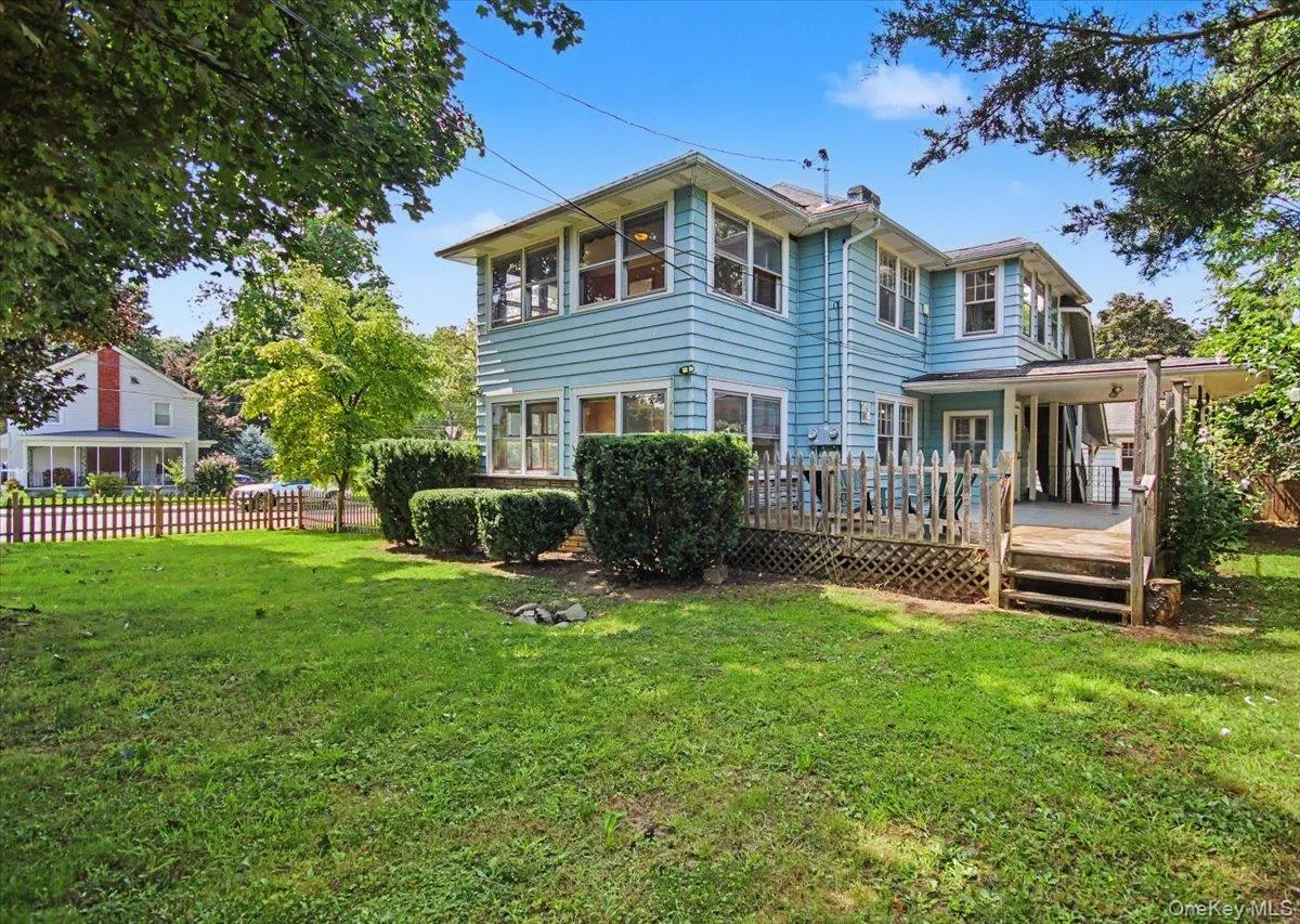 35 Orchard Place, Beacon, NY, 4 Bedrooms Bedrooms, 12 Rooms Rooms,2 BathroomsBathrooms,Residential,For Rent,Orchard,0,1043610 35 Orchard Place, Beacon, NY, 4 Bedrooms Bedrooms, 12 Rooms Rooms,2 BathroomsBathrooms,Residential,For Rent,Orchard,0,1043610
