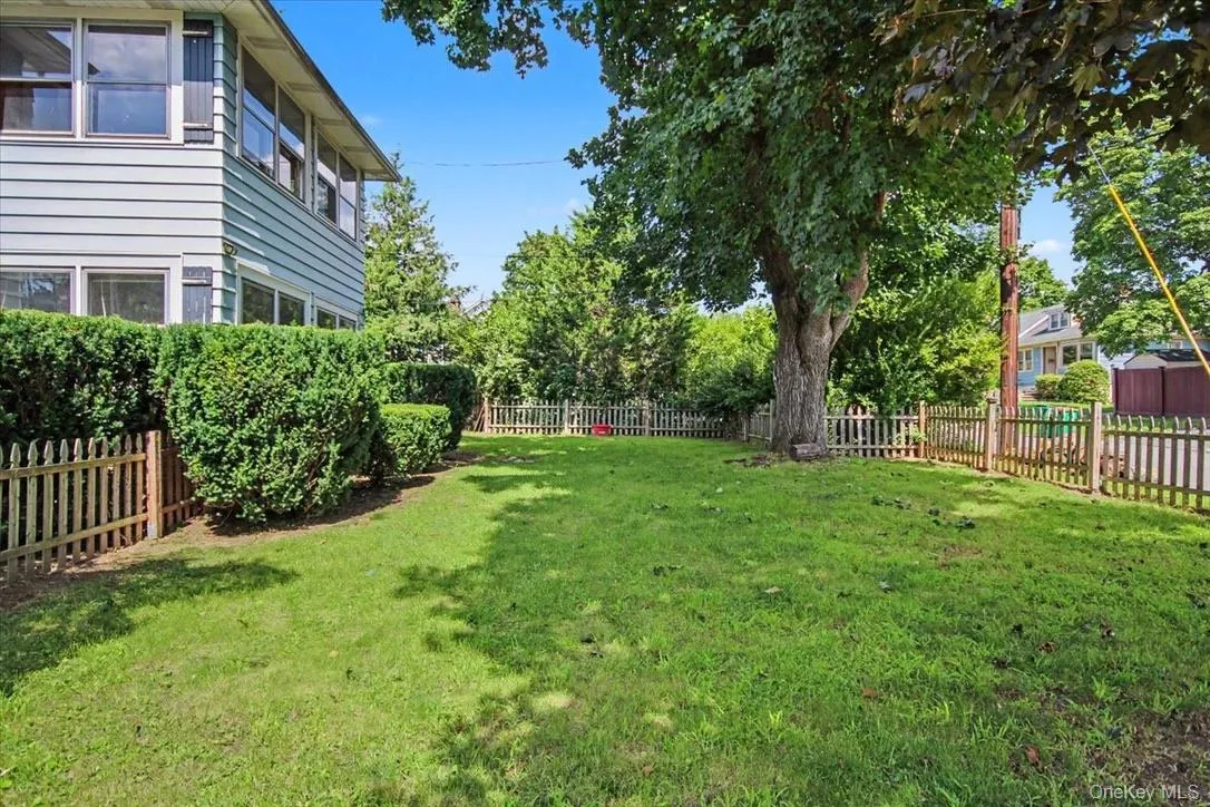 35 Orchard Place, Beacon, NY, 4 Bedrooms Bedrooms, 12 Rooms Rooms,2 BathroomsBathrooms,Residential,For Rent,Orchard,0,1043610 35 Orchard Place, Beacon, NY, 4 Bedrooms Bedrooms, 12 Rooms Rooms,2 BathroomsBathrooms,Residential,For Rent,Orchard,0,1043610