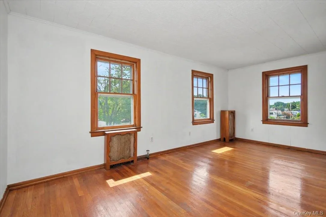 35 Orchard Place, Beacon, NY, 4 Bedrooms Bedrooms, 12 Rooms Rooms,2 BathroomsBathrooms,Residential,For Rent,Orchard,0,1043610 35 Orchard Place, Beacon, NY, 4 Bedrooms Bedrooms, 12 Rooms Rooms,2 BathroomsBathrooms,Residential,For Rent,Orchard,0,1043610