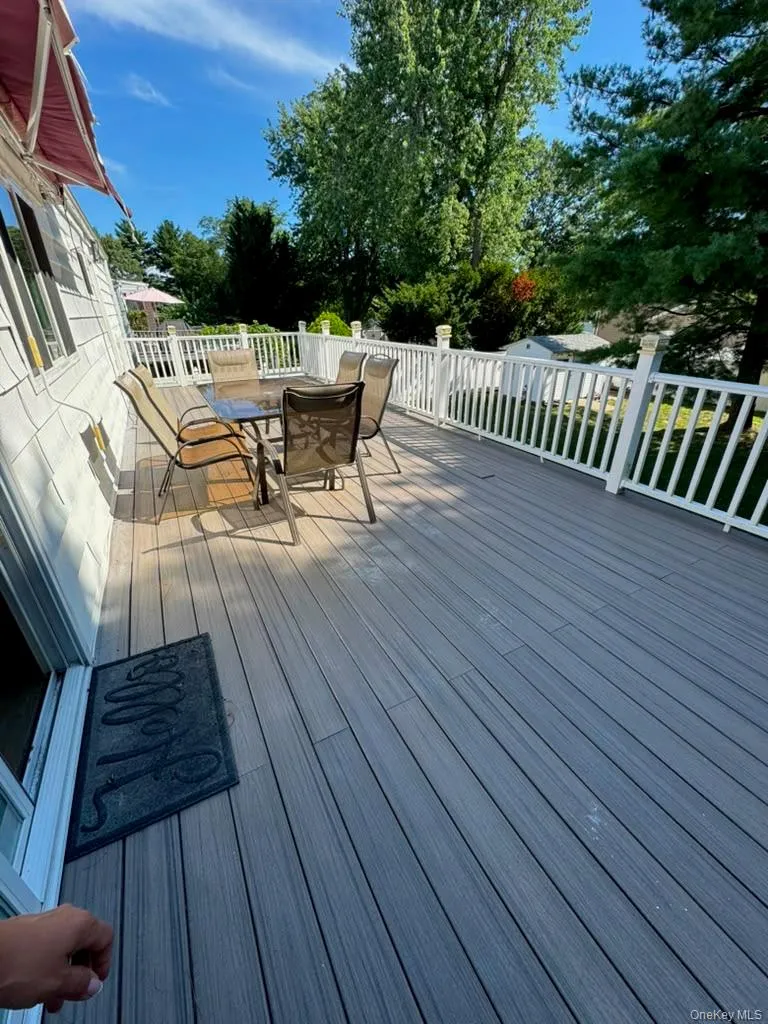 10 Dartmouth Drive, Babylon, NY, 3 Bedroom Bedrooms, 6 Room Rooms,1 BathroomBathrooms,Residential Lease,For Rent,Dartmouth,0,1043613 10 Dartmouth Drive, Babylon, NY, 3 Bedroom Bedrooms, 6 Room Rooms,1 BathroomBathrooms,Residential Lease,For Rent,Dartmouth,0,1043613