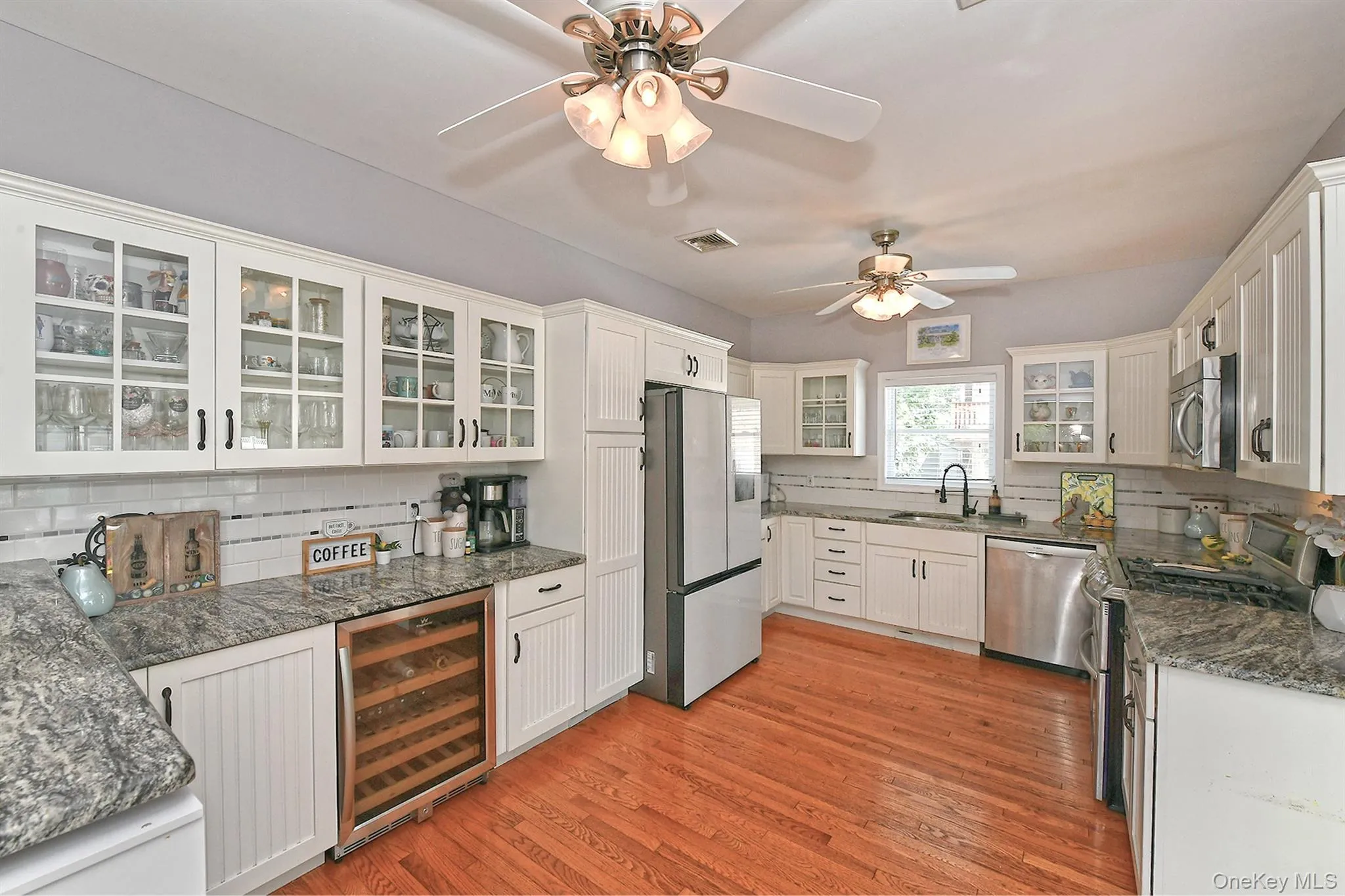 48 Lake Street, Babylon, NY, 4 Bedrooms Bedrooms, 10 Rooms Rooms,1 BathroomBathrooms,Residential,For Rent,Lake,0,1043622 48 Lake Street, Babylon, NY, 4 Bedrooms Bedrooms, 10 Rooms Rooms,1 BathroomBathrooms,Residential,For Rent,Lake,0,1043622