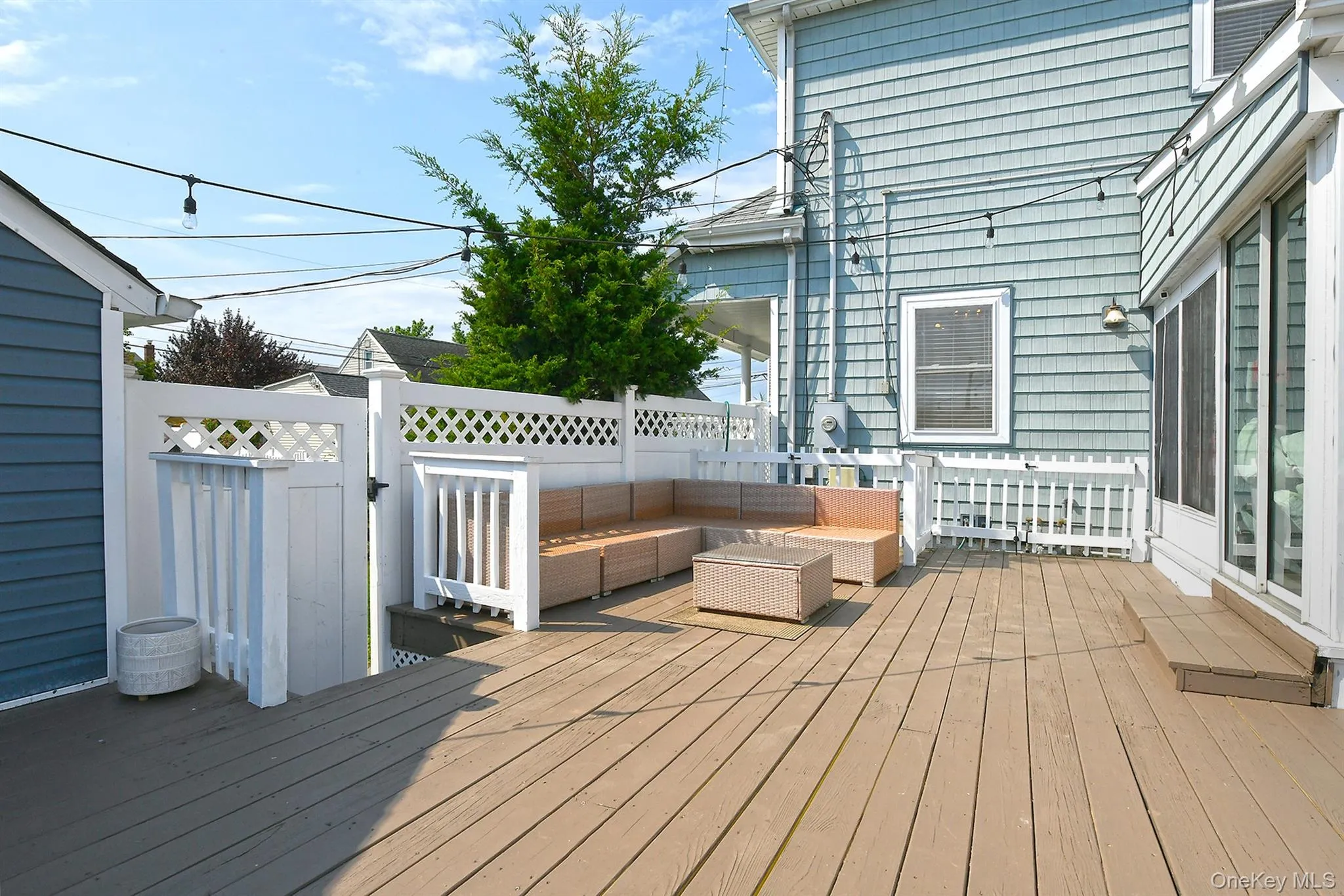 48 Lake Street, Babylon, NY, 4 Bedrooms Bedrooms, 10 Rooms Rooms,1 BathroomBathrooms,Residential,For Rent,Lake,0,1043622 48 Lake Street, Babylon, NY, 4 Bedrooms Bedrooms, 10 Rooms Rooms,1 BathroomBathrooms,Residential,For Rent,Lake,0,1043622