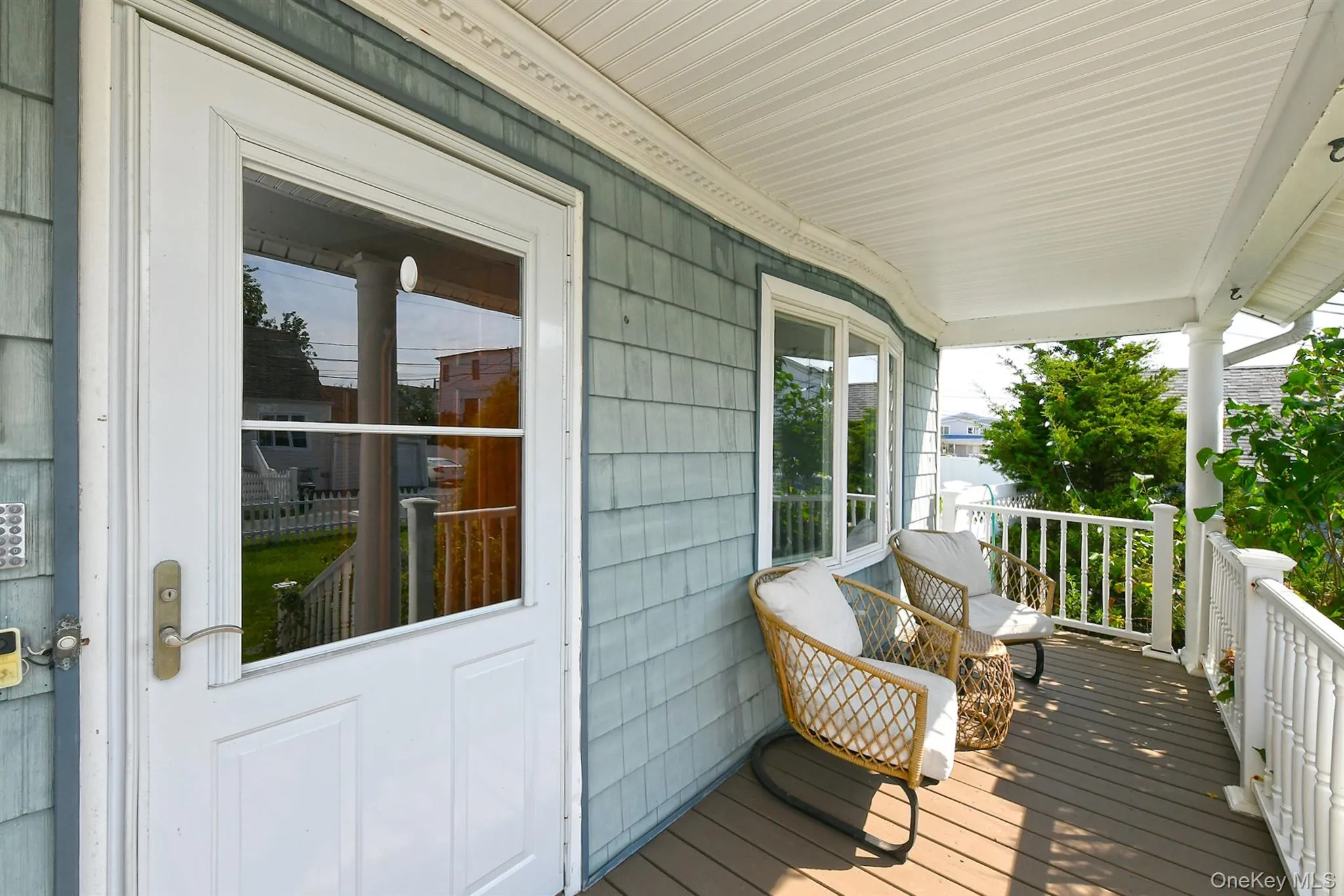 48 Lake Street, Babylon, NY, 4 Bedrooms Bedrooms, 10 Rooms Rooms,1 BathroomBathrooms,Residential,For Rent,Lake,0,1043622 48 Lake Street, Babylon, NY, 4 Bedrooms Bedrooms, 10 Rooms Rooms,1 BathroomBathrooms,Residential,For Rent,Lake,0,1043622