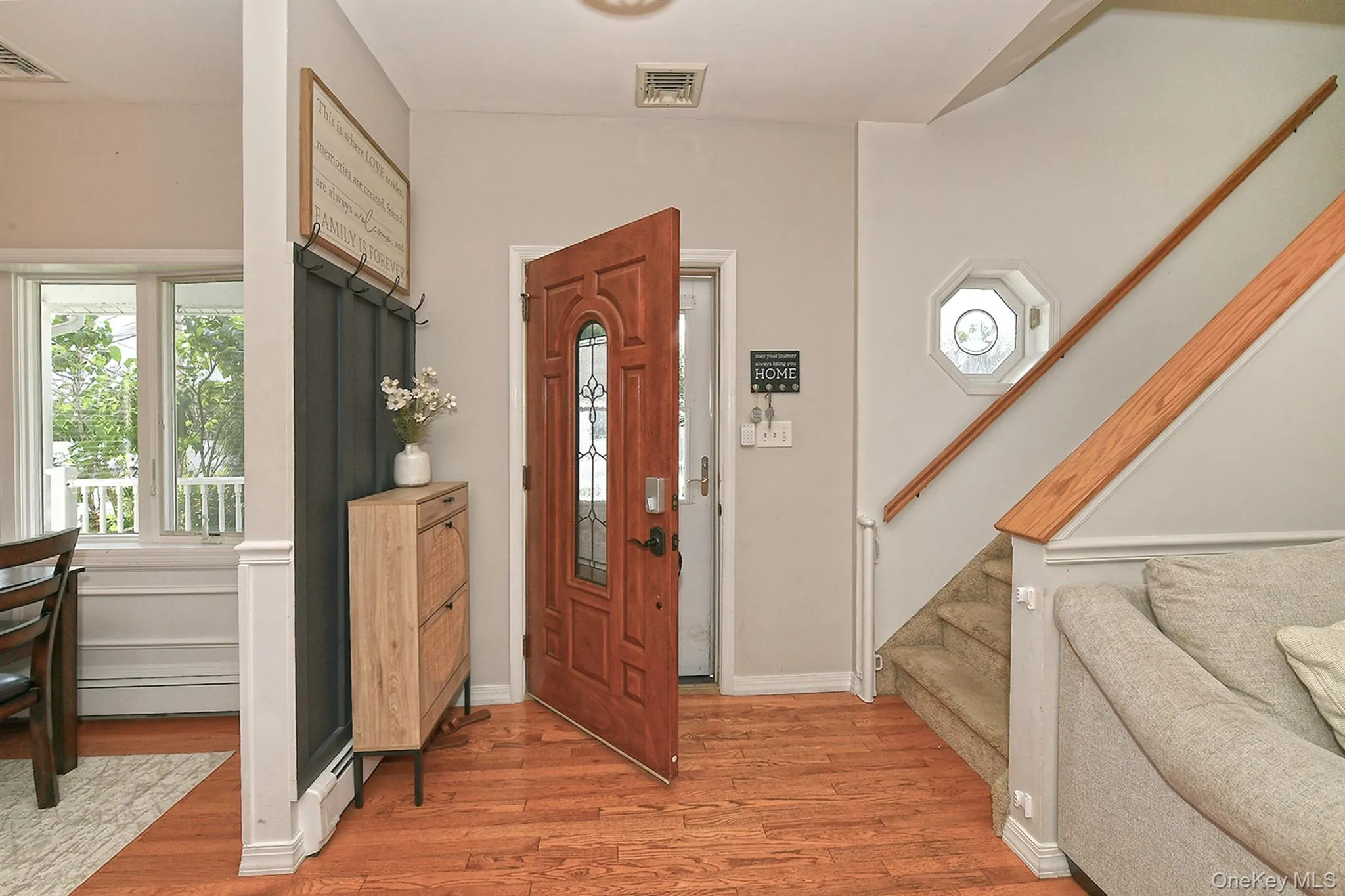 48 Lake Street, Babylon, NY, 4 Bedrooms Bedrooms, 10 Rooms Rooms,1 BathroomBathrooms,Residential,For Rent,Lake,0,1043622 48 Lake Street, Babylon, NY, 4 Bedrooms Bedrooms, 10 Rooms Rooms,1 BathroomBathrooms,Residential,For Rent,Lake,0,1043622