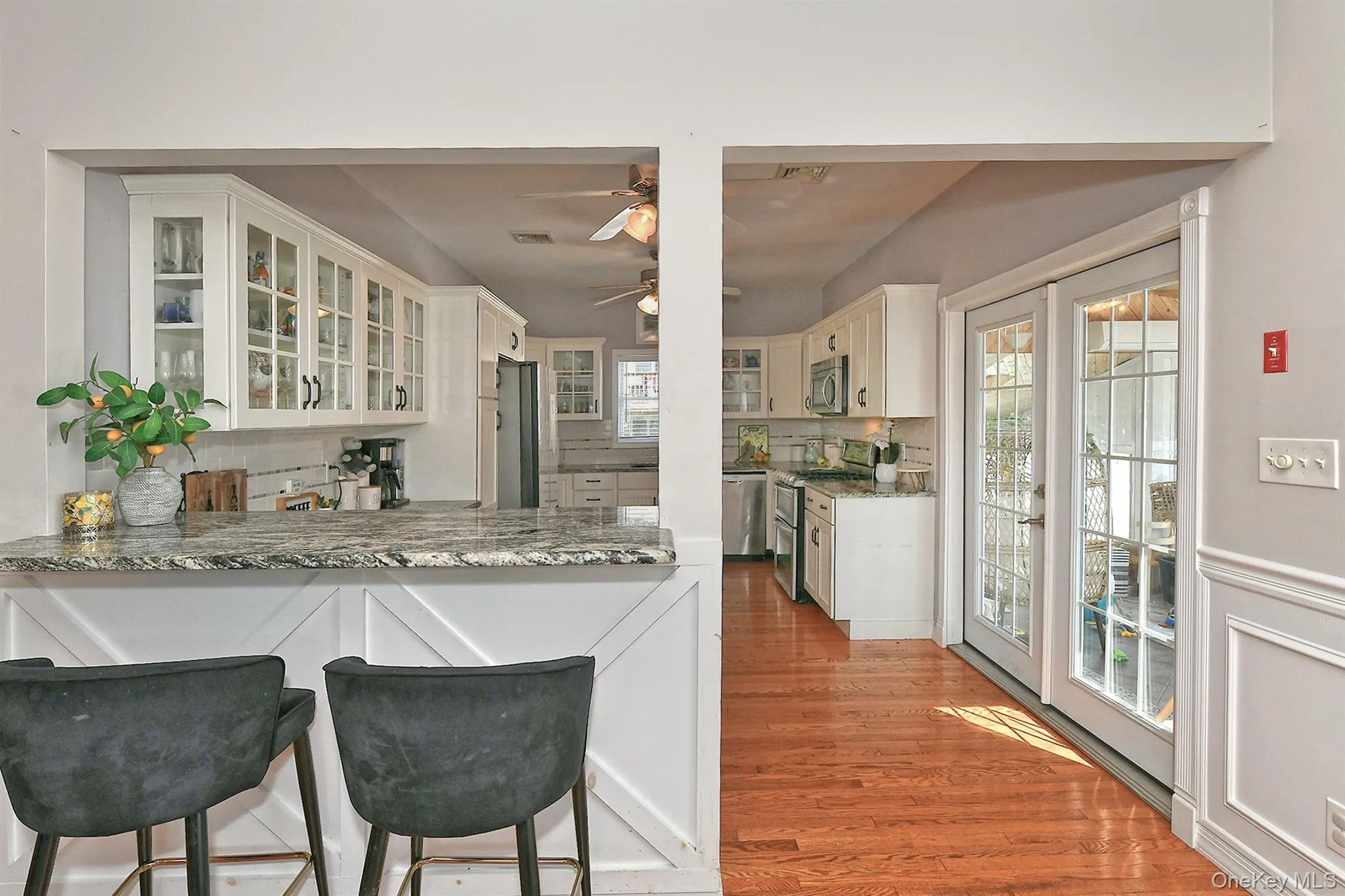 48 Lake Street, Babylon, NY, 4 Bedrooms Bedrooms, 10 Rooms Rooms,1 BathroomBathrooms,Residential,For Rent,Lake,0,1043622 48 Lake Street, Babylon, NY, 4 Bedrooms Bedrooms, 10 Rooms Rooms,1 BathroomBathrooms,Residential,For Rent,Lake,0,1043622