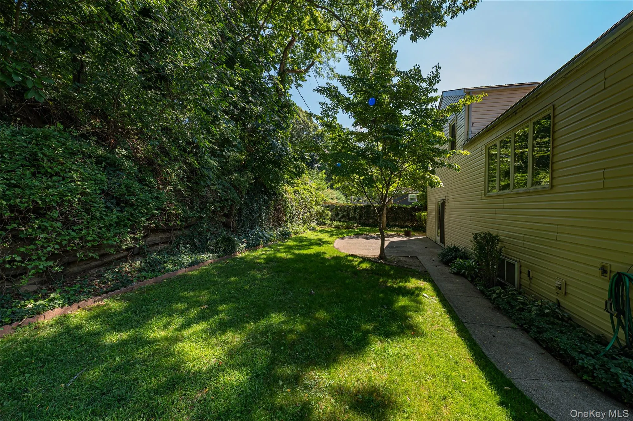 8 Salisbury Drive, Huntington, NY, 5 Bedrooms Bedrooms, 9 Rooms Rooms,2 BathroomsBathrooms,Residential,For Rent,Salisbury,0,1043625 8 Salisbury Drive, Huntington, NY, 5 Bedrooms Bedrooms, 9 Rooms Rooms,2 BathroomsBathrooms,Residential,For Rent,Salisbury,0,1043625