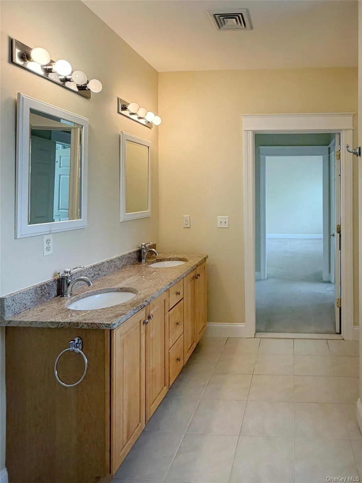 19 Cropsey Street, Warwick (town), NY, 2 Bedrooms Bedrooms, 8 Rooms Rooms,2 BathroomsBathrooms,Residential Lease,For Rent,Cropsey,0,1043628 19 Cropsey Street, Warwick (town), NY, 2 Bedrooms Bedrooms, 8 Rooms Rooms,2 BathroomsBathrooms,Residential Lease,For Rent,Cropsey,0,1043628