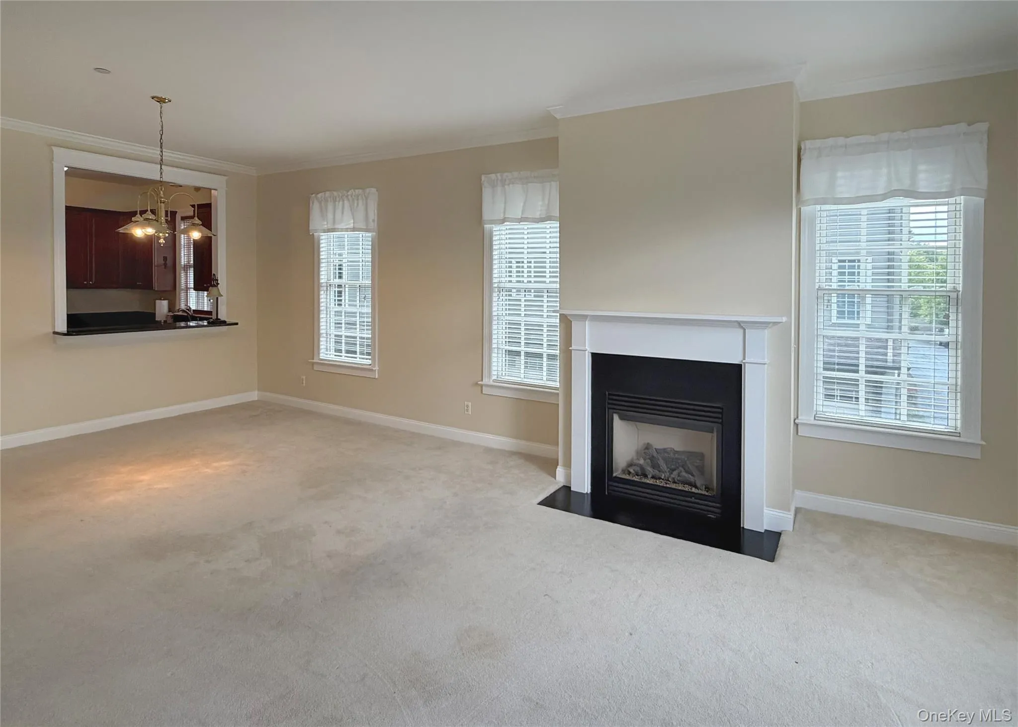 19 Cropsey Street, Warwick (town), NY, 2 Bedrooms Bedrooms, 8 Rooms Rooms,2 BathroomsBathrooms,Residential Lease,For Rent,Cropsey,0,1043628 19 Cropsey Street, Warwick (town), NY, 2 Bedrooms Bedrooms, 8 Rooms Rooms,2 BathroomsBathrooms,Residential Lease,For Rent,Cropsey,0,1043628