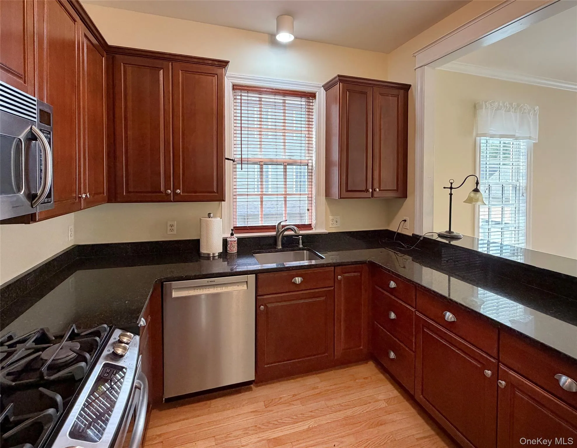 19 Cropsey Street, Warwick (town), NY, 2 Bedrooms Bedrooms, 8 Rooms Rooms,2 BathroomsBathrooms,Residential Lease,For Rent,Cropsey,0,1043628 19 Cropsey Street, Warwick (town), NY, 2 Bedrooms Bedrooms, 8 Rooms Rooms,2 BathroomsBathrooms,Residential Lease,For Rent,Cropsey,0,1043628