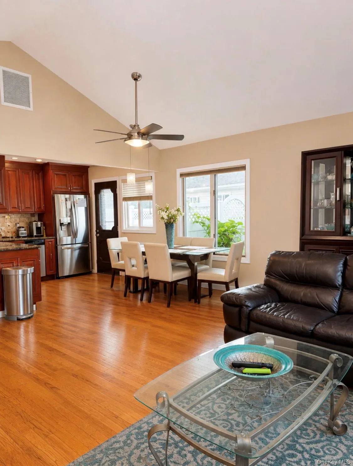 2426 Freeport Street, Hempstead, NY, 3 Bedrooms Bedrooms, 6 Rooms Rooms,1 BathroomBathrooms,Residential,For Rent,Freeport,0,1043629 2426 Freeport Street, Hempstead, NY, 3 Bedrooms Bedrooms, 6 Rooms Rooms,1 BathroomBathrooms,Residential,For Rent,Freeport,0,1043629