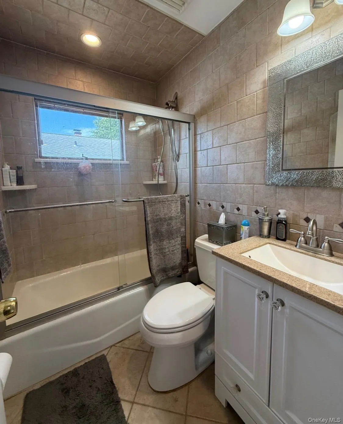 2426 Freeport Street, Hempstead, NY, 3 Bedrooms Bedrooms, 6 Rooms Rooms,1 BathroomBathrooms,Residential,For Rent,Freeport,0,1043629 2426 Freeport Street, Hempstead, NY, 3 Bedrooms Bedrooms, 6 Rooms Rooms,1 BathroomBathrooms,Residential,For Rent,Freeport,0,1043629