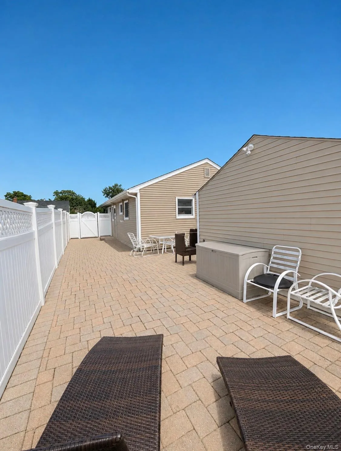 2426 Freeport Street, Hempstead, NY, 3 Bedrooms Bedrooms, 6 Rooms Rooms,1 BathroomBathrooms,Residential,For Rent,Freeport,0,1043629 2426 Freeport Street, Hempstead, NY, 3 Bedrooms Bedrooms, 6 Rooms Rooms,1 BathroomBathrooms,Residential,For Rent,Freeport,0,1043629