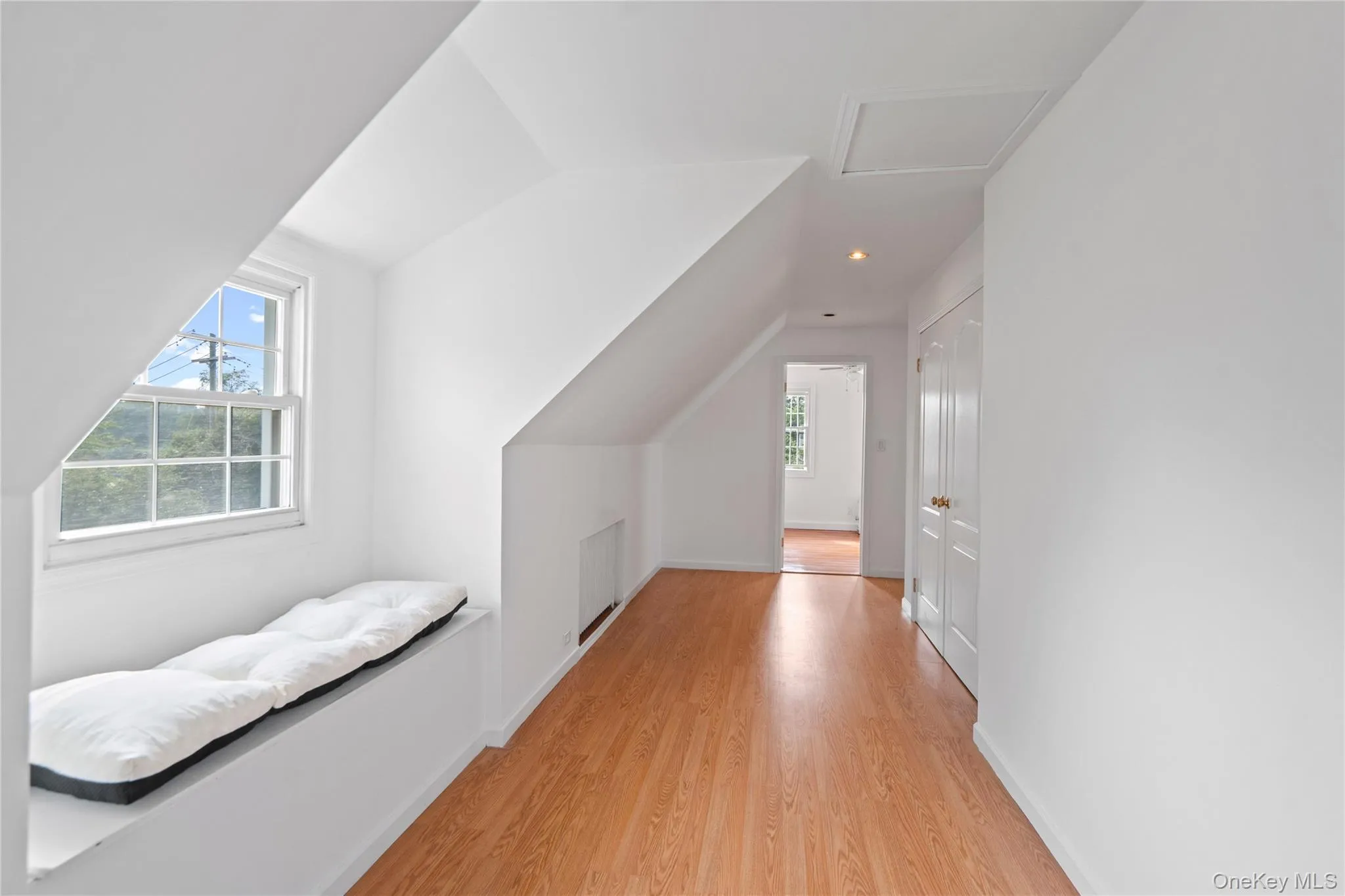466 Croyden Road, Hempstead, NY, 4 Bedrooms Bedrooms, 8 Rooms Rooms,2 BathroomsBathrooms,Residential,For Rent,Croyden,0,1043630 466 Croyden Road, Hempstead, NY, 4 Bedrooms Bedrooms, 8 Rooms Rooms,2 BathroomsBathrooms,Residential,For Rent,Croyden,0,1043630