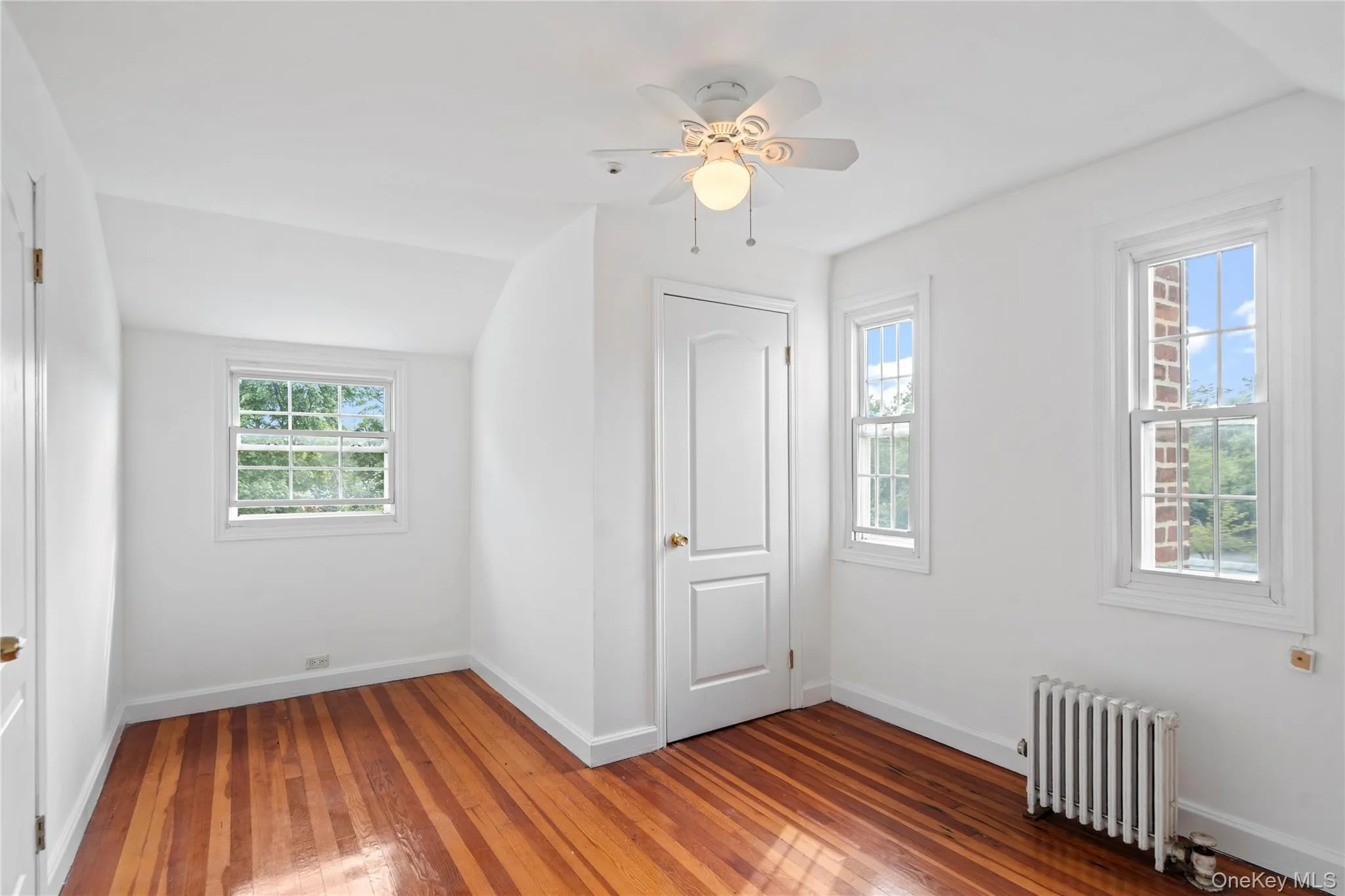 466 Croyden Road, Hempstead, NY, 4 Bedrooms Bedrooms, 8 Rooms Rooms,2 BathroomsBathrooms,Residential,For Rent,Croyden,0,1043630 466 Croyden Road, Hempstead, NY, 4 Bedrooms Bedrooms, 8 Rooms Rooms,2 BathroomsBathrooms,Residential,For Rent,Croyden,0,1043630