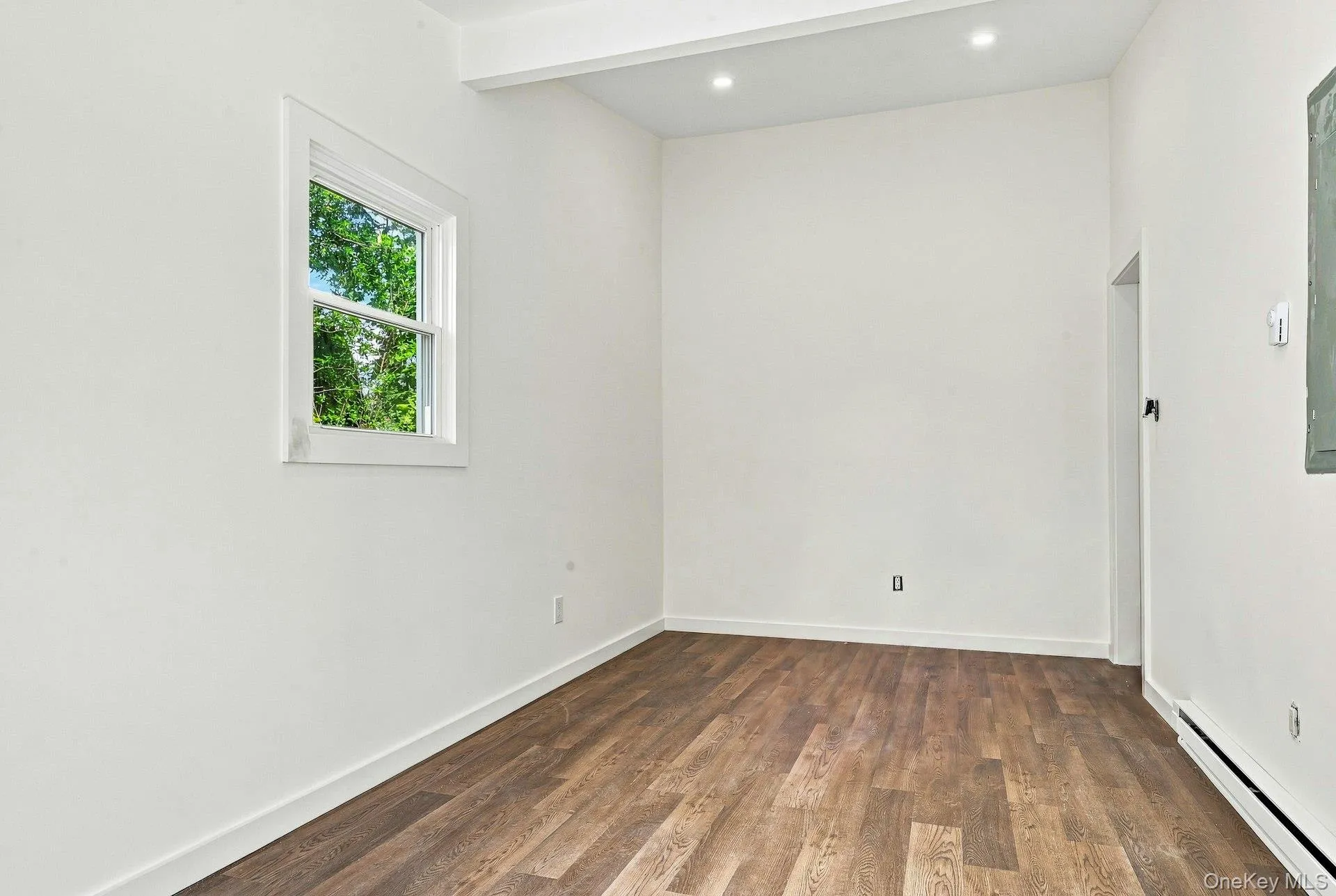 26 Birch Lane, Hempstead, NY, 3 Bedrooms Bedrooms, 6 Rooms Rooms,2 BathroomsBathrooms,Residential,For Rent,Birch,0,1043633 26 Birch Lane, Hempstead, NY, 3 Bedrooms Bedrooms, 6 Rooms Rooms,2 BathroomsBathrooms,Residential,For Rent,Birch,0,1043633