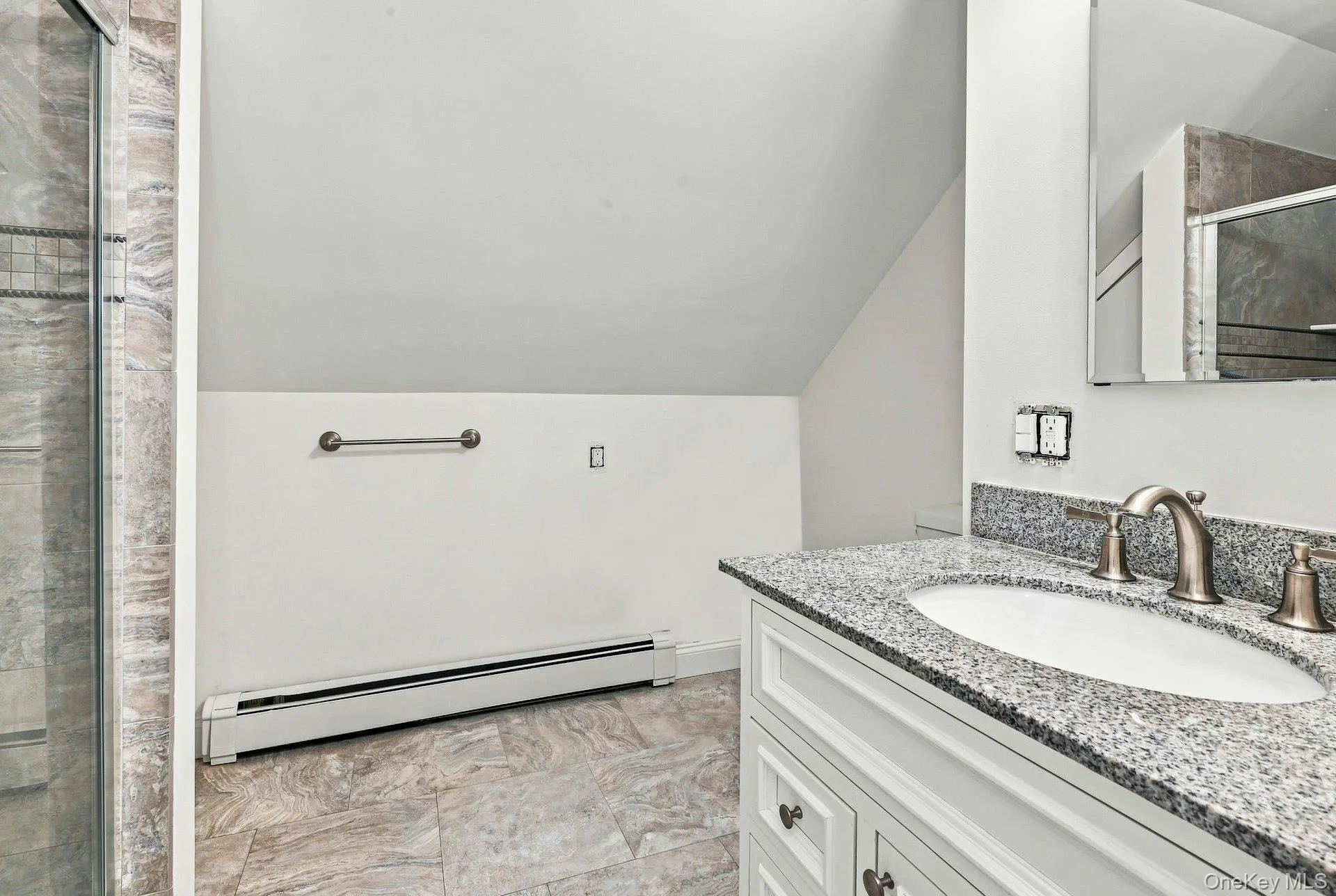 26 Birch Lane, Hempstead, NY, 3 Bedrooms Bedrooms, 6 Rooms Rooms,2 BathroomsBathrooms,Residential,For Rent,Birch,0,1043633 26 Birch Lane, Hempstead, NY, 3 Bedrooms Bedrooms, 6 Rooms Rooms,2 BathroomsBathrooms,Residential,For Rent,Birch,0,1043633