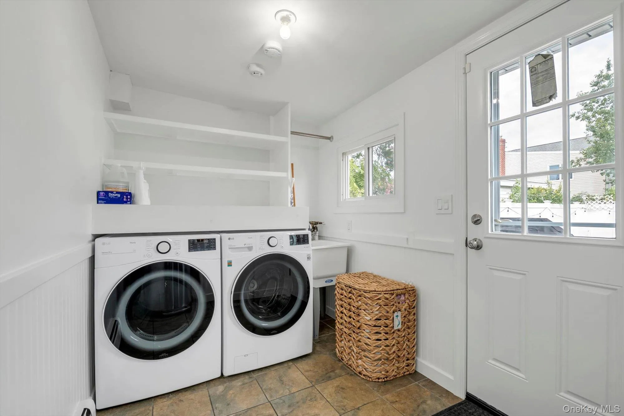 1055 Jefferson Street, Hempstead, NY, 4 Bedroom Bedrooms, 7 Room Rooms,2 BathroomBathrooms,Residential Lease,For Rent,Jefferson,0,1043641 1055 Jefferson Street, Hempstead, NY, 4 Bedroom Bedrooms, 7 Room Rooms,2 BathroomBathrooms,Residential Lease,For Rent,Jefferson,0,1043641