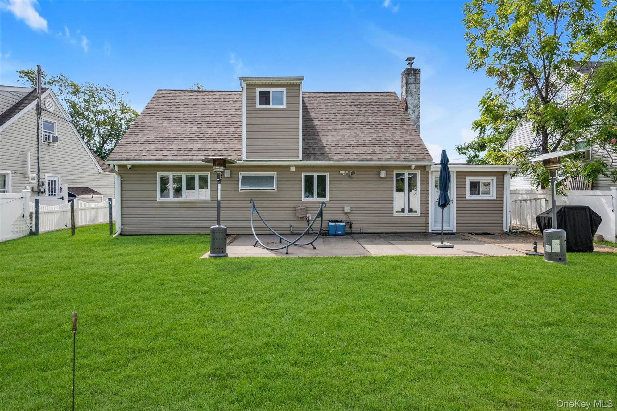1055 Jefferson Street, Hempstead, NY, 4 Bedroom Bedrooms, 7 Room Rooms,2 BathroomBathrooms,Residential Lease,For Rent,Jefferson,0,1043641 1055 Jefferson Street, Hempstead, NY, 4 Bedroom Bedrooms, 7 Room Rooms,2 BathroomBathrooms,Residential Lease,For Rent,Jefferson,0,1043641