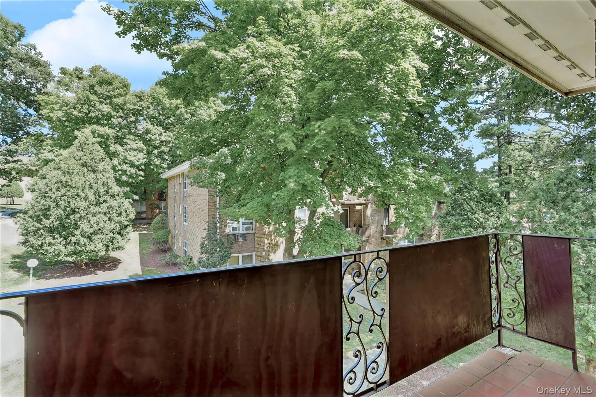 221 Kearsing Parkway, Ramapo, NY, 1 Bedroom Bedrooms, 3 Rooms Rooms,1 BathroomBathrooms,Residential,For Rent,Kearsing,0,1043644 221 Kearsing Parkway, Ramapo, NY, 1 Bedroom Bedrooms, 3 Rooms Rooms,1 BathroomBathrooms,Residential,For Rent,Kearsing,0,1043644