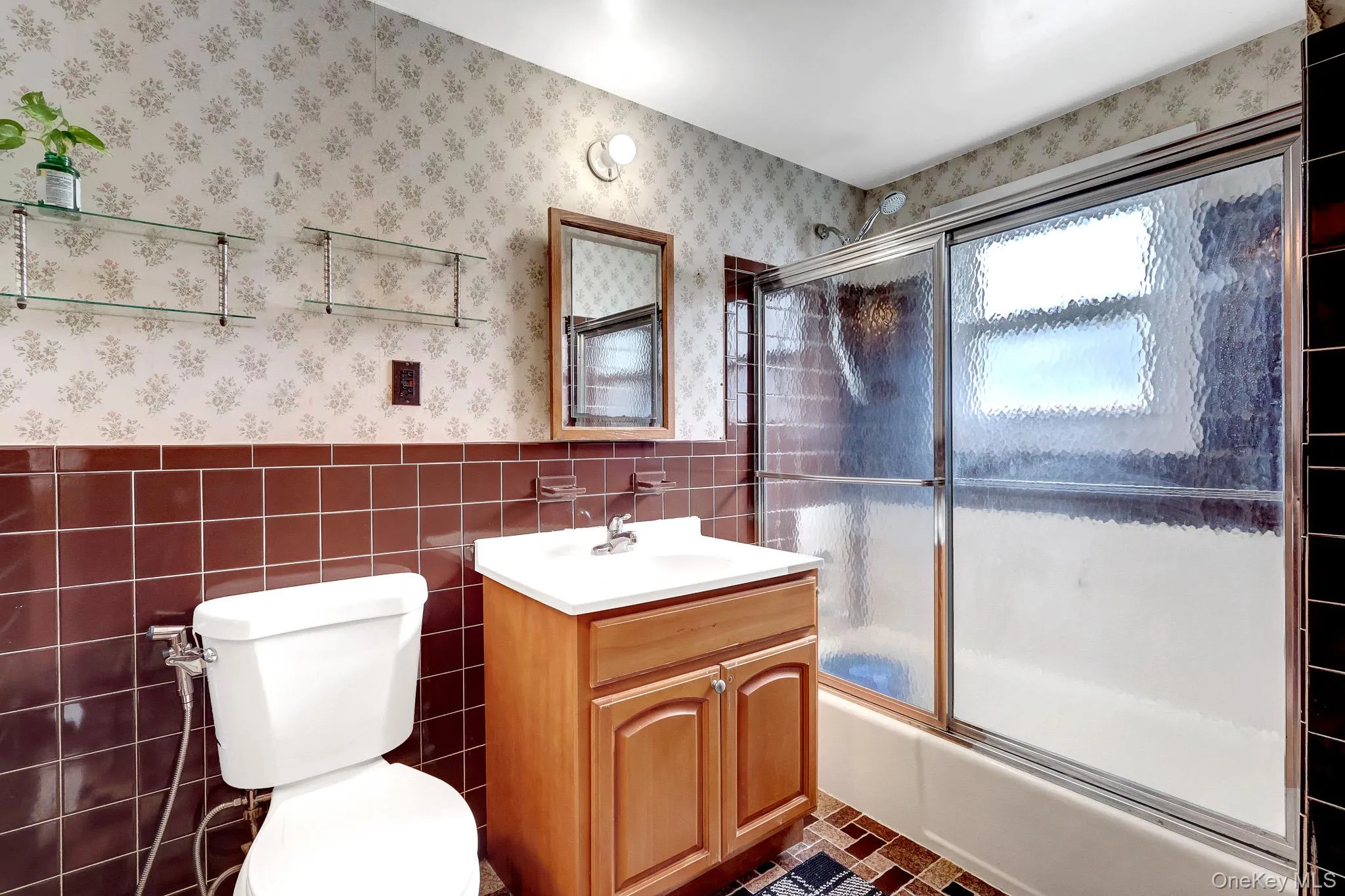 411 New Hyde Park Road, North Hempstead, NY, 5 Bedrooms Bedrooms, 7 Rooms Rooms,2 BathroomsBathrooms,Residential,For Rent,New Hyde Park,0,1043651 411 New Hyde Park Road, North Hempstead, NY, 5 Bedrooms Bedrooms, 7 Rooms Rooms,2 BathroomsBathrooms,Residential,For Rent,New Hyde Park,0,1043651