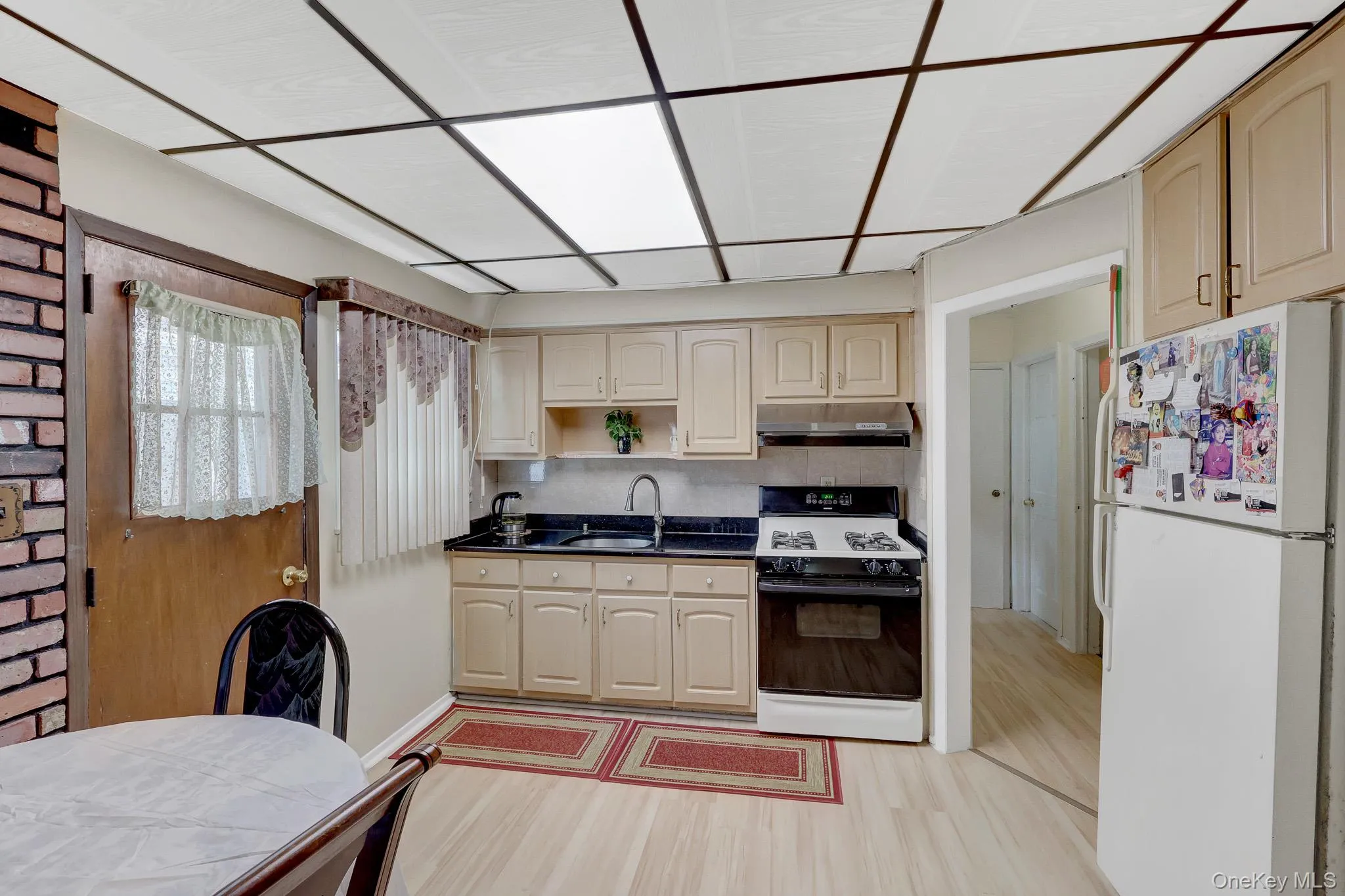 411 New Hyde Park Road, North Hempstead, NY, 5 Bedrooms Bedrooms, 7 Rooms Rooms,2 BathroomsBathrooms,Residential,For Rent,New Hyde Park,0,1043651 411 New Hyde Park Road, North Hempstead, NY, 5 Bedrooms Bedrooms, 7 Rooms Rooms,2 BathroomsBathrooms,Residential,For Rent,New Hyde Park,0,1043651