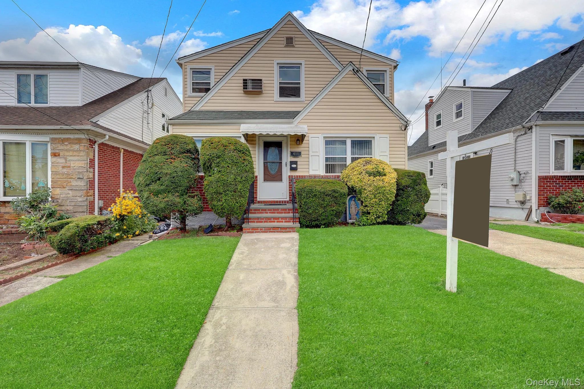 411 New Hyde Park Road, North Hempstead, NY, 5 Bedrooms Bedrooms, 7 Rooms Rooms,2 BathroomsBathrooms,Residential,For Rent,New Hyde Park,0,1043651 411 New Hyde Park Road, North Hempstead, NY, 5 Bedrooms Bedrooms, 7 Rooms Rooms,2 BathroomsBathrooms,Residential,For Rent,New Hyde Park,0,1043651