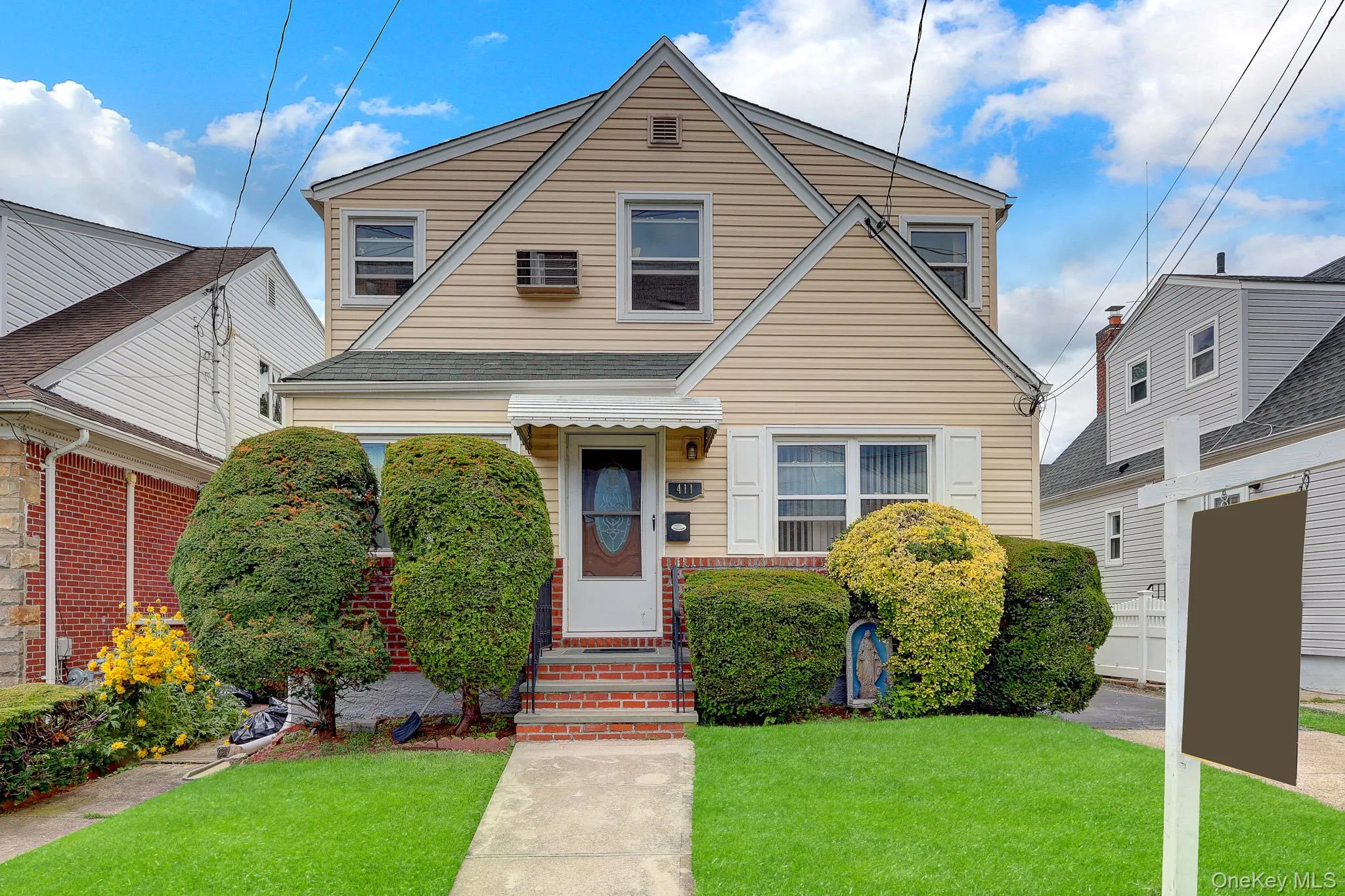 411 New Hyde Park Road, North Hempstead, NY, 5 Bedrooms Bedrooms, 7 Rooms Rooms,2 BathroomsBathrooms,Residential,For Rent,New Hyde Park,0,1043651 411 New Hyde Park Road, North Hempstead, NY, 5 Bedrooms Bedrooms, 7 Rooms Rooms,2 BathroomsBathrooms,Residential,For Rent,New Hyde Park,0,1043651