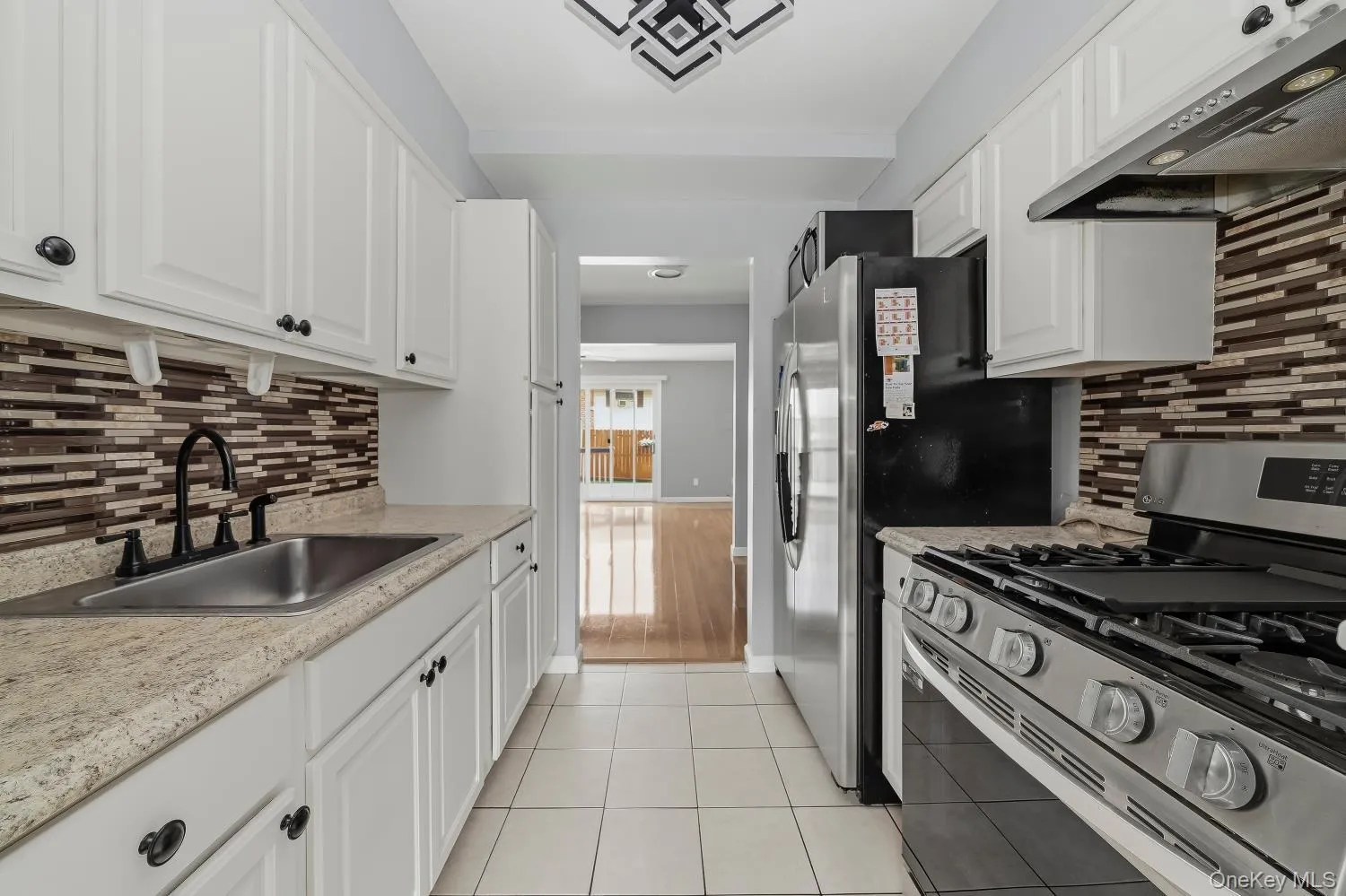 71 Roosevelt Drive, Haverstraw, NY, 3 Bedrooms Bedrooms, 6 Rooms Rooms,1 BathroomBathrooms,Residential Lease,For Rent,Roosevelt,0,1043657 71 Roosevelt Drive, Haverstraw, NY, 3 Bedrooms Bedrooms, 6 Rooms Rooms,1 BathroomBathrooms,Residential Lease,For Rent,Roosevelt,0,1043657