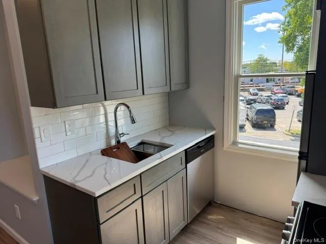 10-12 Main Street, Smithtown, NY, 1 Bedroom Bedrooms, 2 Room Rooms,1 BathroomBathrooms,Residential Lease,For Rent,Main,0,1043659 10-12 Main Street, Smithtown, NY, 1 Bedroom Bedrooms, 2 Room Rooms,1 BathroomBathrooms,Residential Lease,For Rent,Main,0,1043659