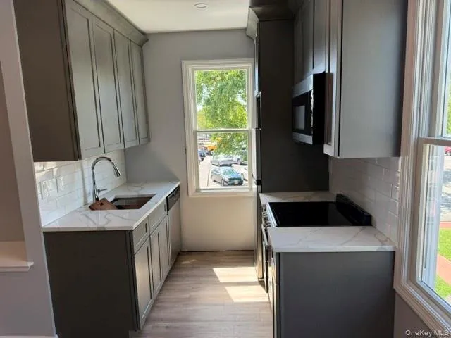 10-12 Main Street, Smithtown, NY, 1 Bedroom Bedrooms, 2 Room Rooms,1 BathroomBathrooms,Residential Lease,For Rent,Main,0,1043659 10-12 Main Street, Smithtown, NY, 1 Bedroom Bedrooms, 2 Room Rooms,1 BathroomBathrooms,Residential Lease,For Rent,Main,0,1043659