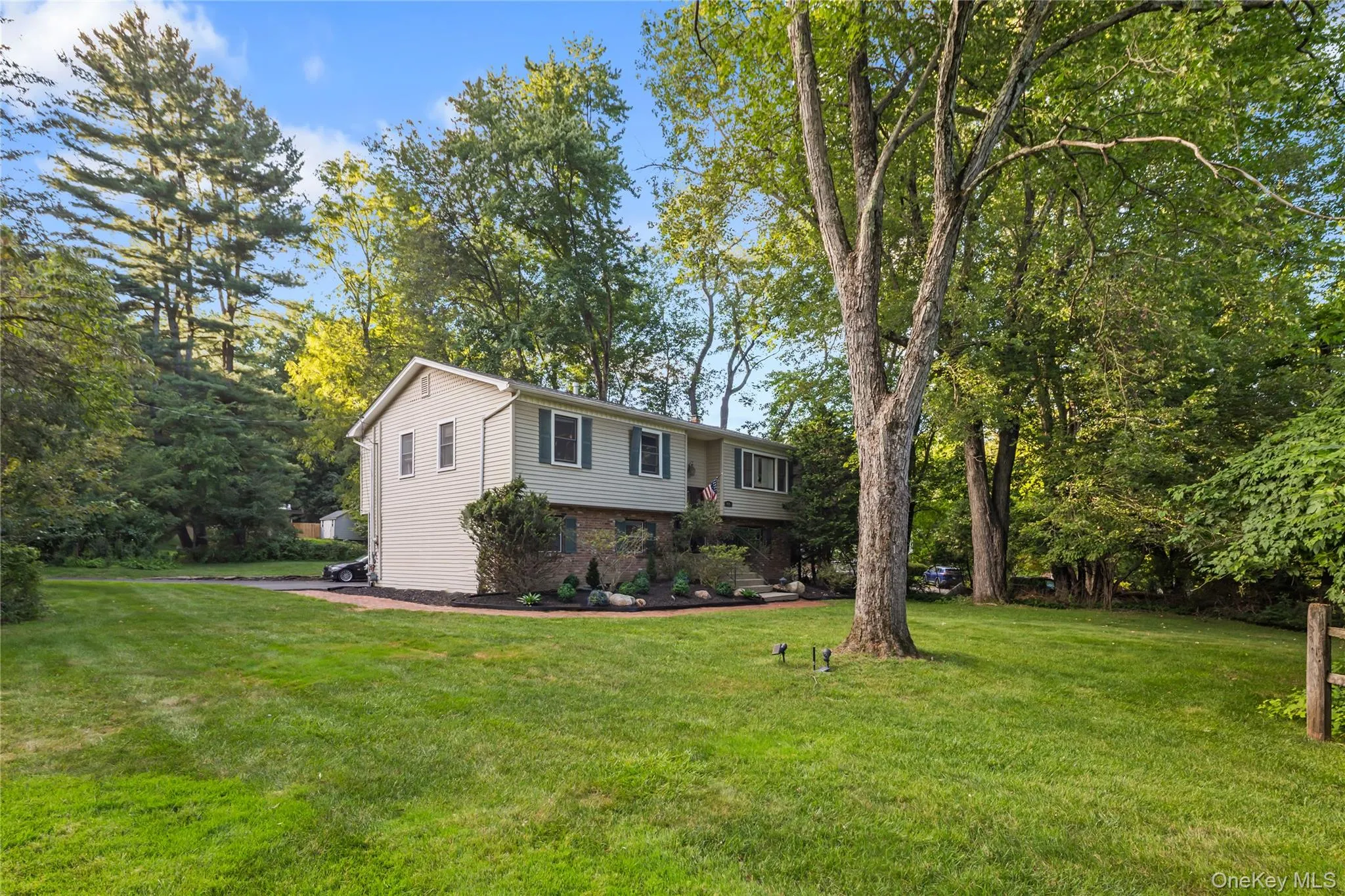 635 Pascack, Ramapo, NY, 4 Bedrooms Bedrooms, 8 Rooms Rooms,1 BathroomBathrooms,Residential,For Rent,Pascack,0,1043666 635 Pascack, Ramapo, NY, 4 Bedrooms Bedrooms, 8 Rooms Rooms,1 BathroomBathrooms,Residential,For Rent,Pascack,0,1043666