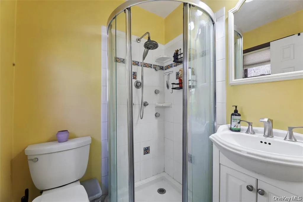635 Pascack, Ramapo, NY, 4 Bedrooms Bedrooms, 8 Rooms Rooms,1 BathroomBathrooms,Residential,For Rent,Pascack,0,1043666 635 Pascack, Ramapo, NY, 4 Bedrooms Bedrooms, 8 Rooms Rooms,1 BathroomBathrooms,Residential,For Rent,Pascack,0,1043666